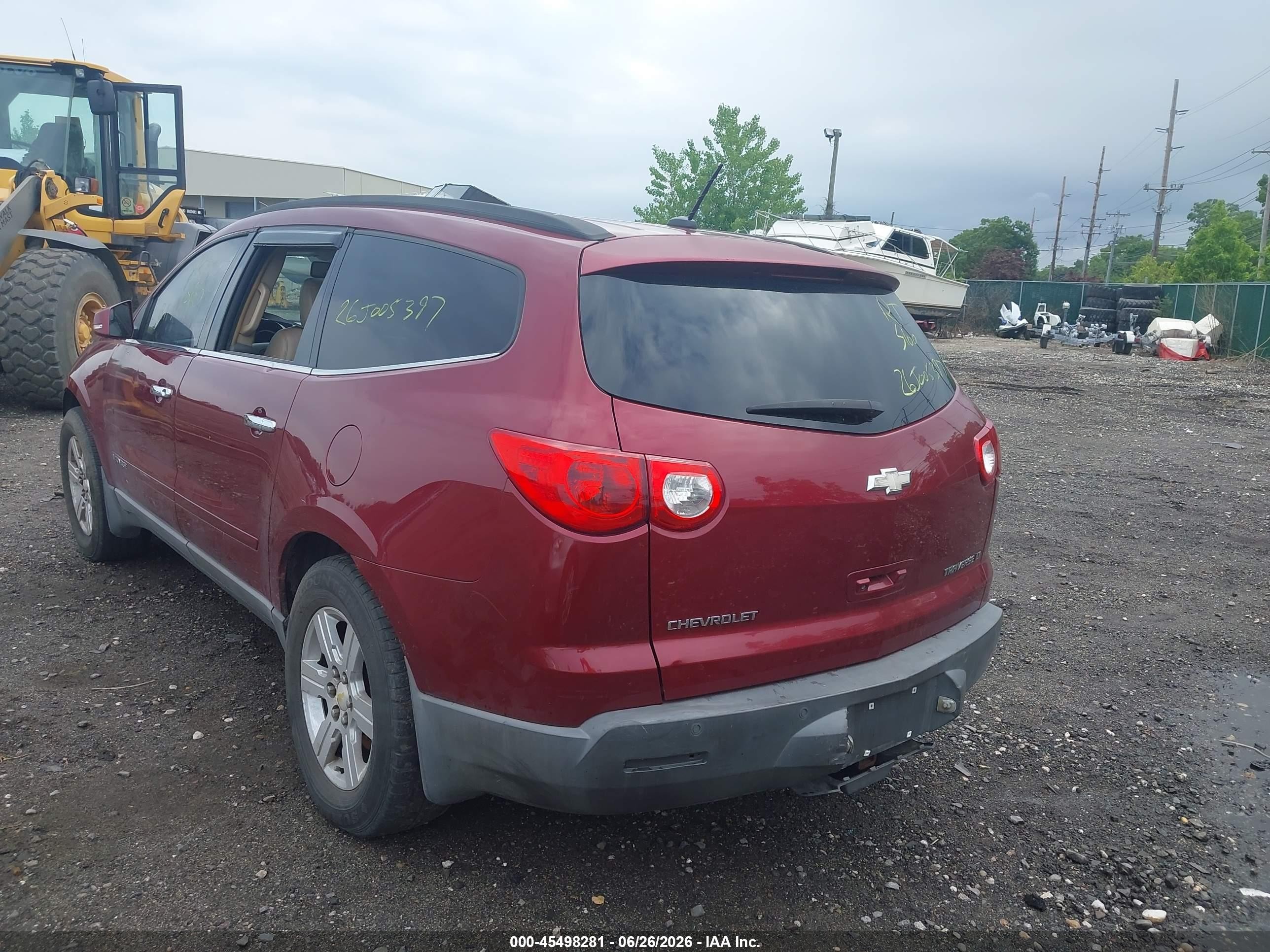 2009 Chevrolet Traverse Lt Red vin: 1GNEV23D99S151476
