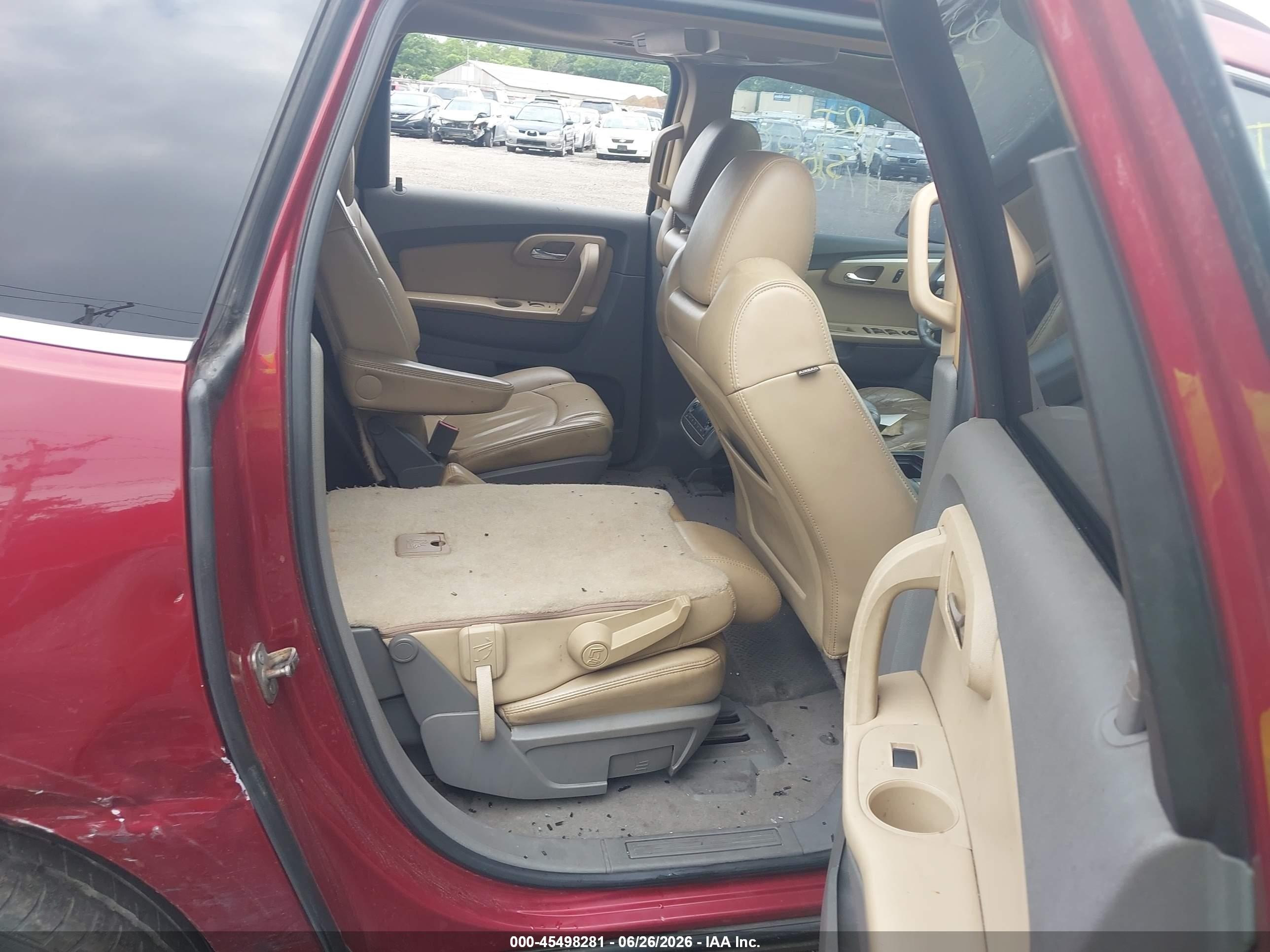 2009 Chevrolet Traverse Lt Red vin: 1GNEV23D99S151476