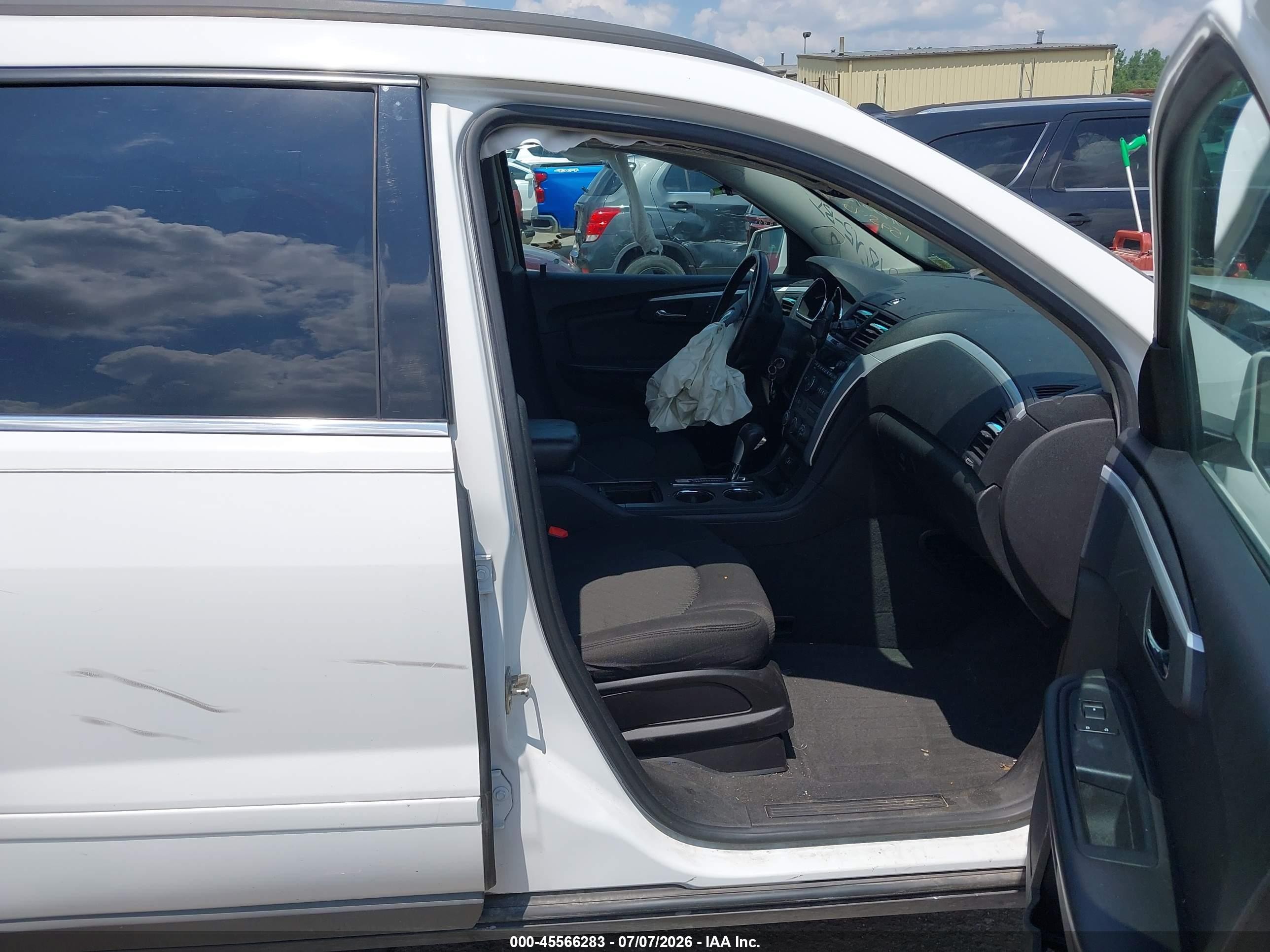 2009 Chevrolet Traverse Lt White vin: 1GNEV23DX9S159845