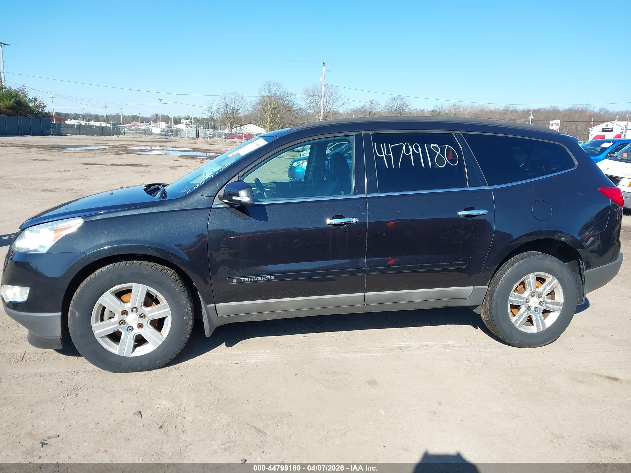2009 Chevrolet Traverse Lt Black vin: 1GNEV23DX9S176452