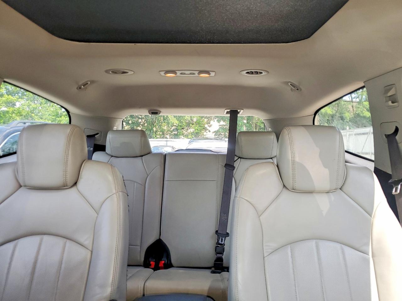 2009 Chevrolet Traverse Ltz White vin: 1GNEV33DX9S108948