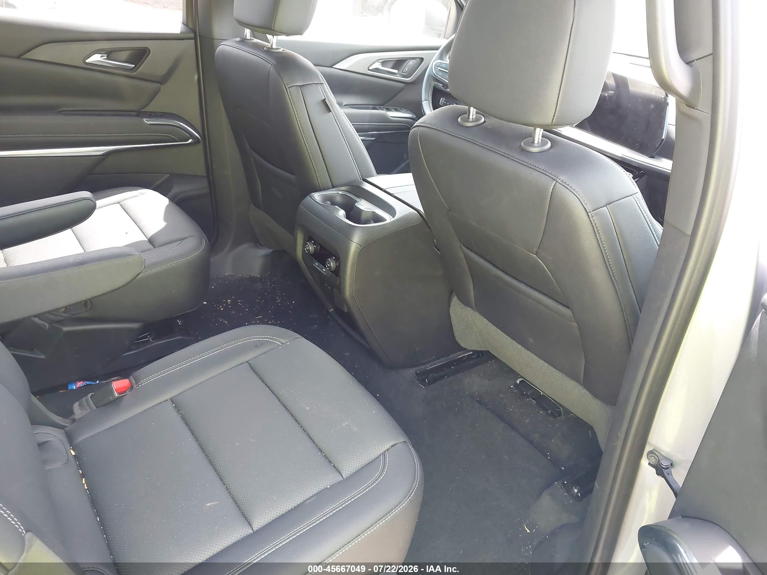 2026 Chevrolet Traverse Awd Lt Gray vin: 1GNEVGKS5TJ219962