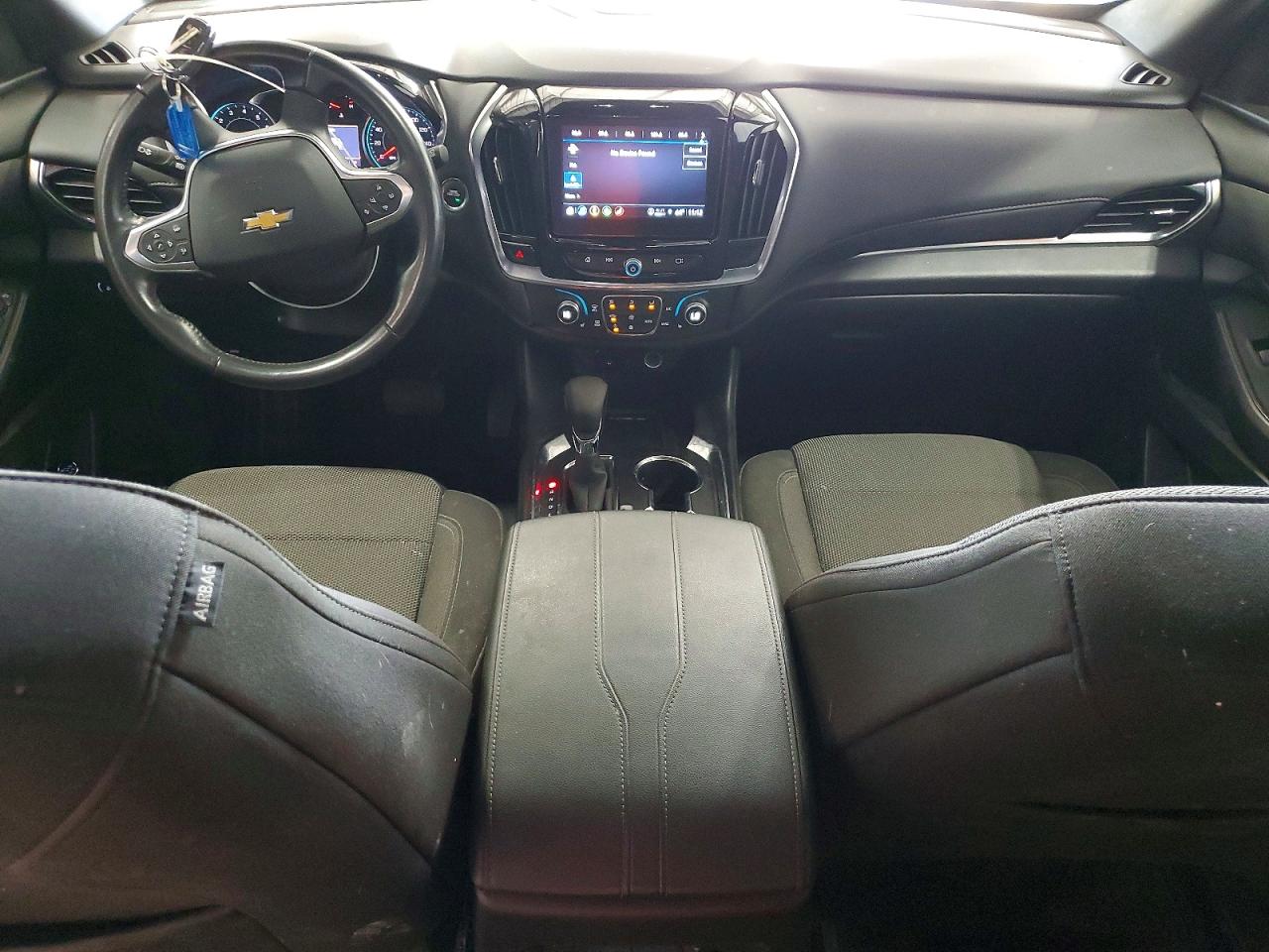 2022 Chevrolet Traverse Lt White vin: 1GNEVGKW0NJ136929