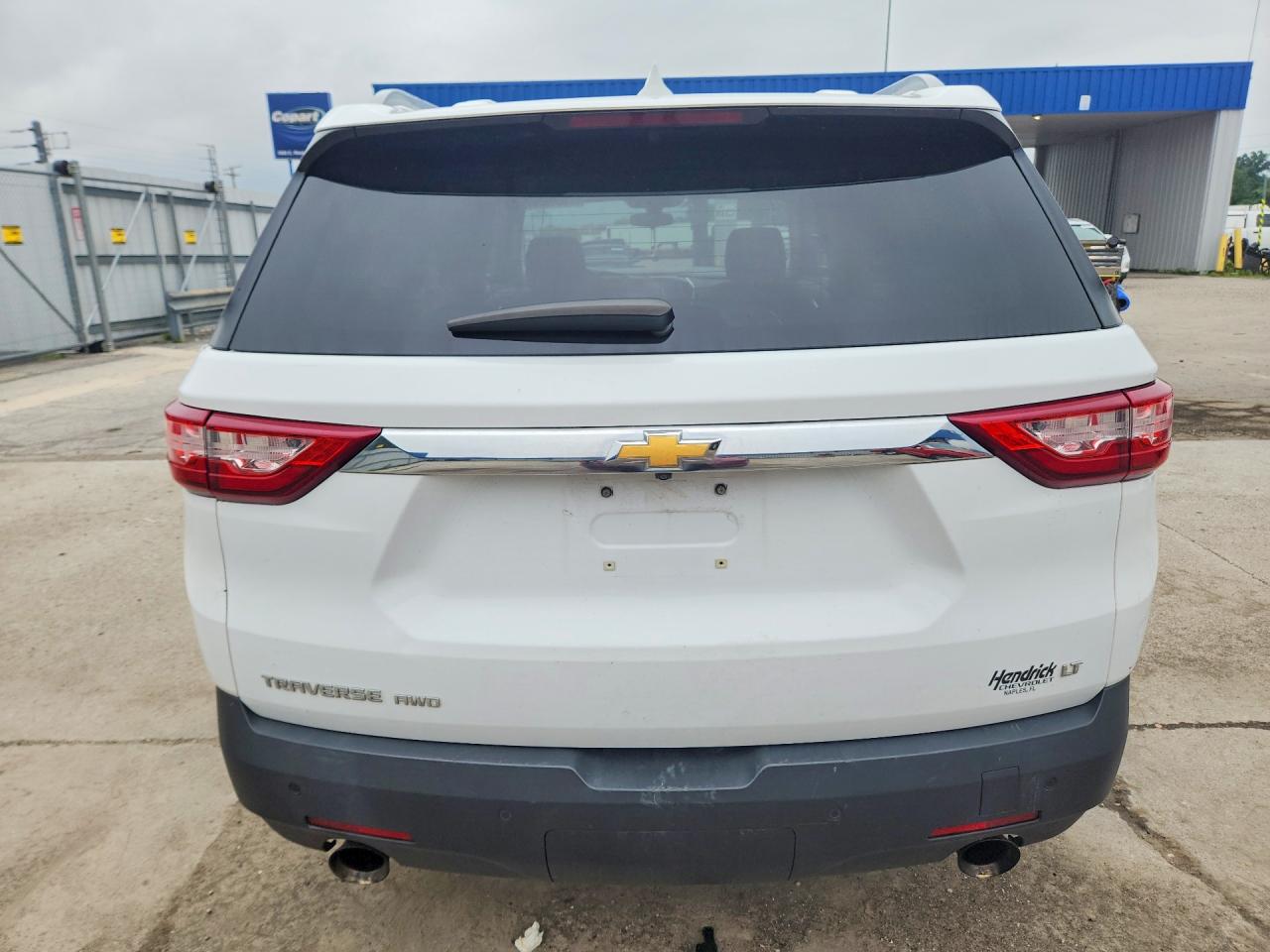 2018 Chevrolet Traverse Lt White vin: 1GNEVGKW1JJ153670