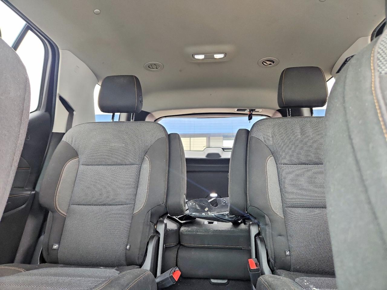 2018 Chevrolet Traverse Lt White vin: 1GNEVGKW1JJ153670