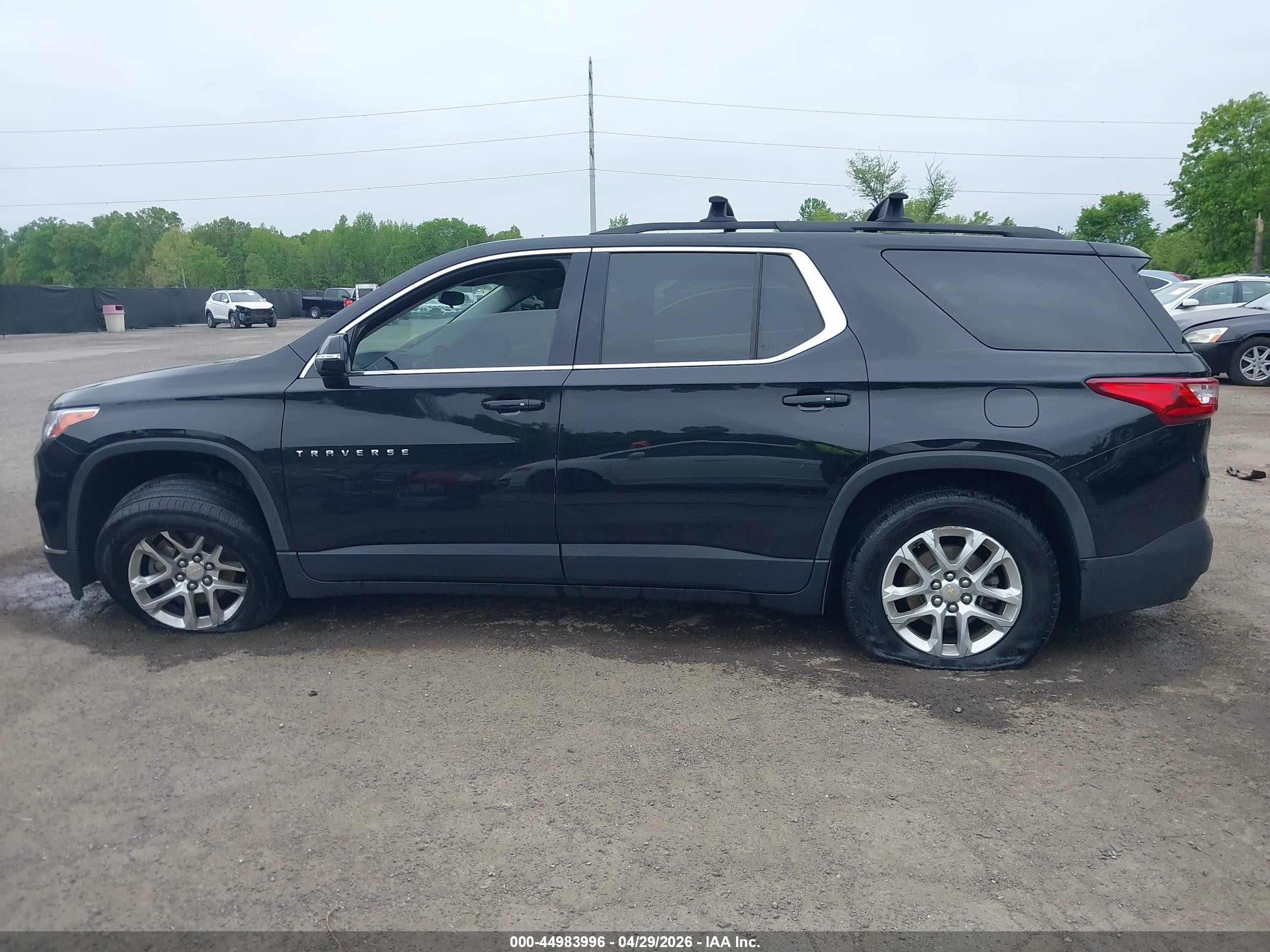 2019 Chevrolet Traverse 1lt Черный vin: 1GNEVGKW2KJ128763