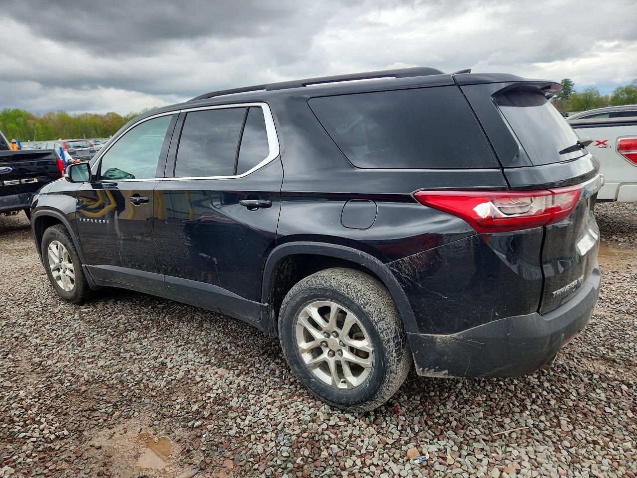 2019 Chevrolet Traverse Lt Black vin: 1GNEVGKW2KJ179891