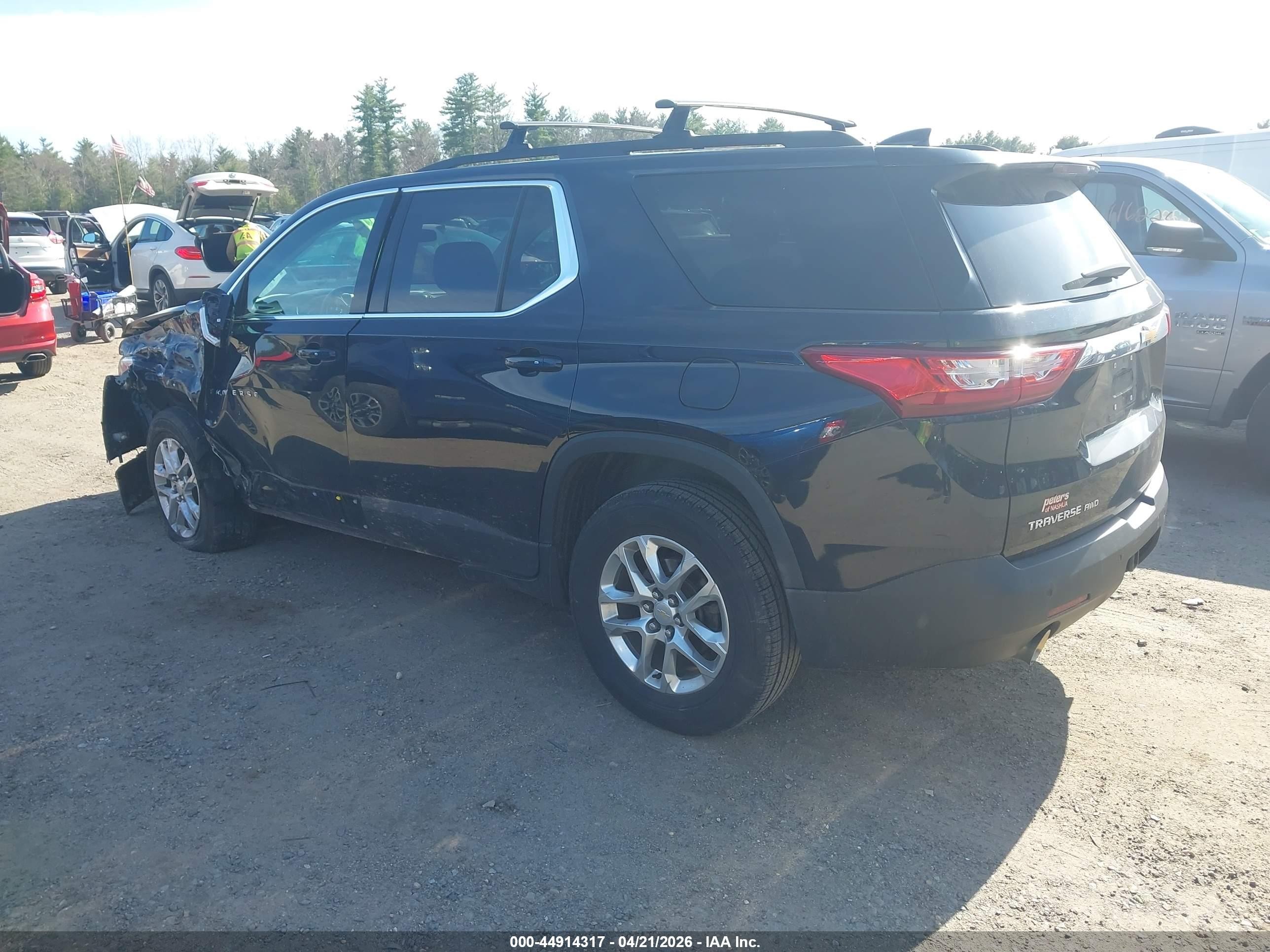 2020 Chevrolet Traverse Awd Lt Cloth Black vin: 1GNEVGKW5LJ150144