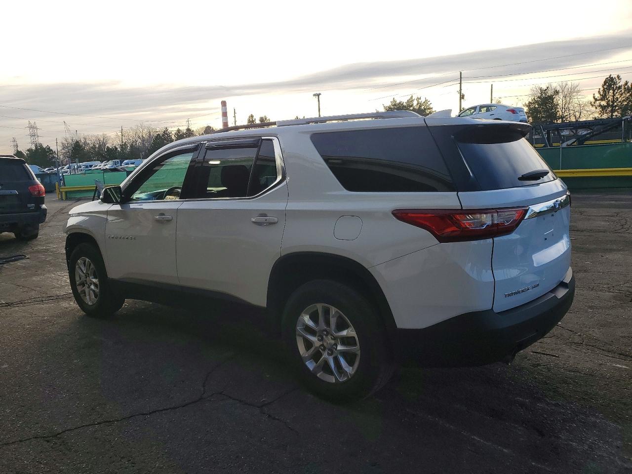 2018 Chevrolet Traverse Lt White vin: 1GNEVGKW8JJ133710