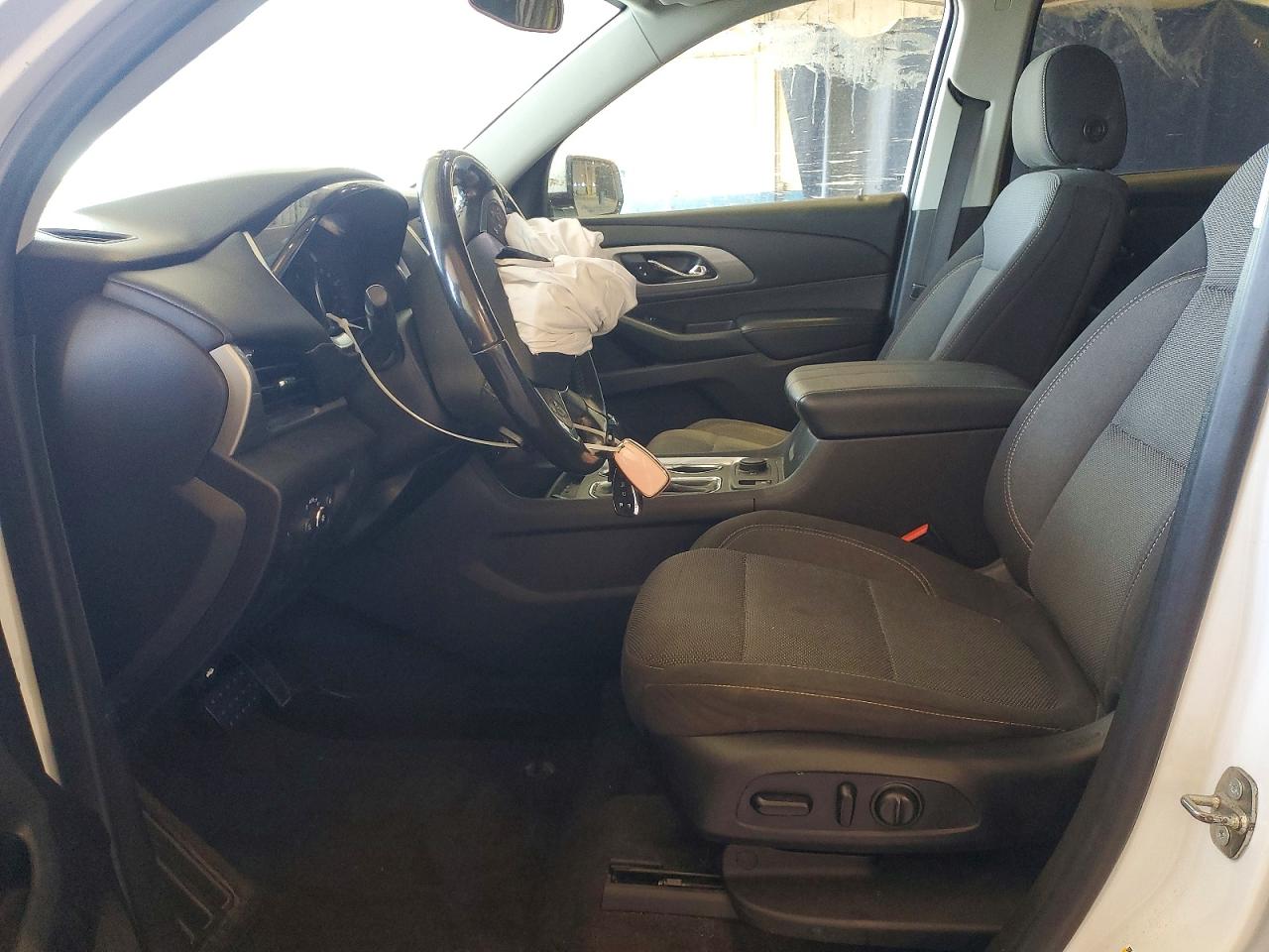 2019 Chevrolet Traverse Lt Белый vin: 1GNEVGKW8KJ234828