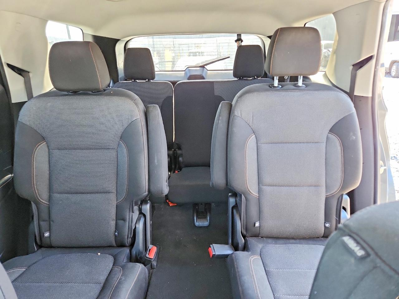 2020 Chevrolet Traverse Lt Silver vin: 1GNEVGKW8LJ161154