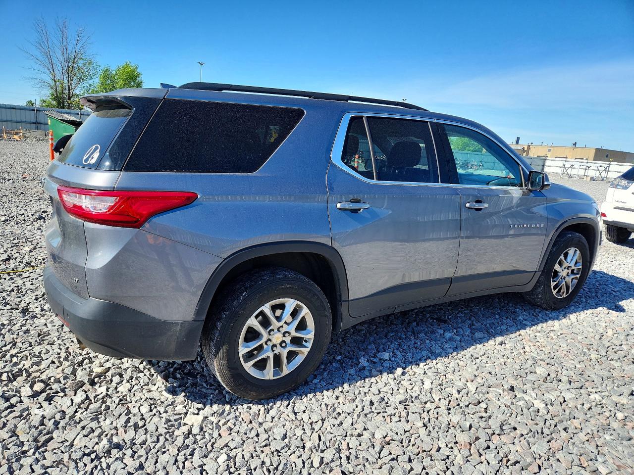2020 Chevrolet Traverse Lt Silver vin: 1GNEVGKW8LJ161154