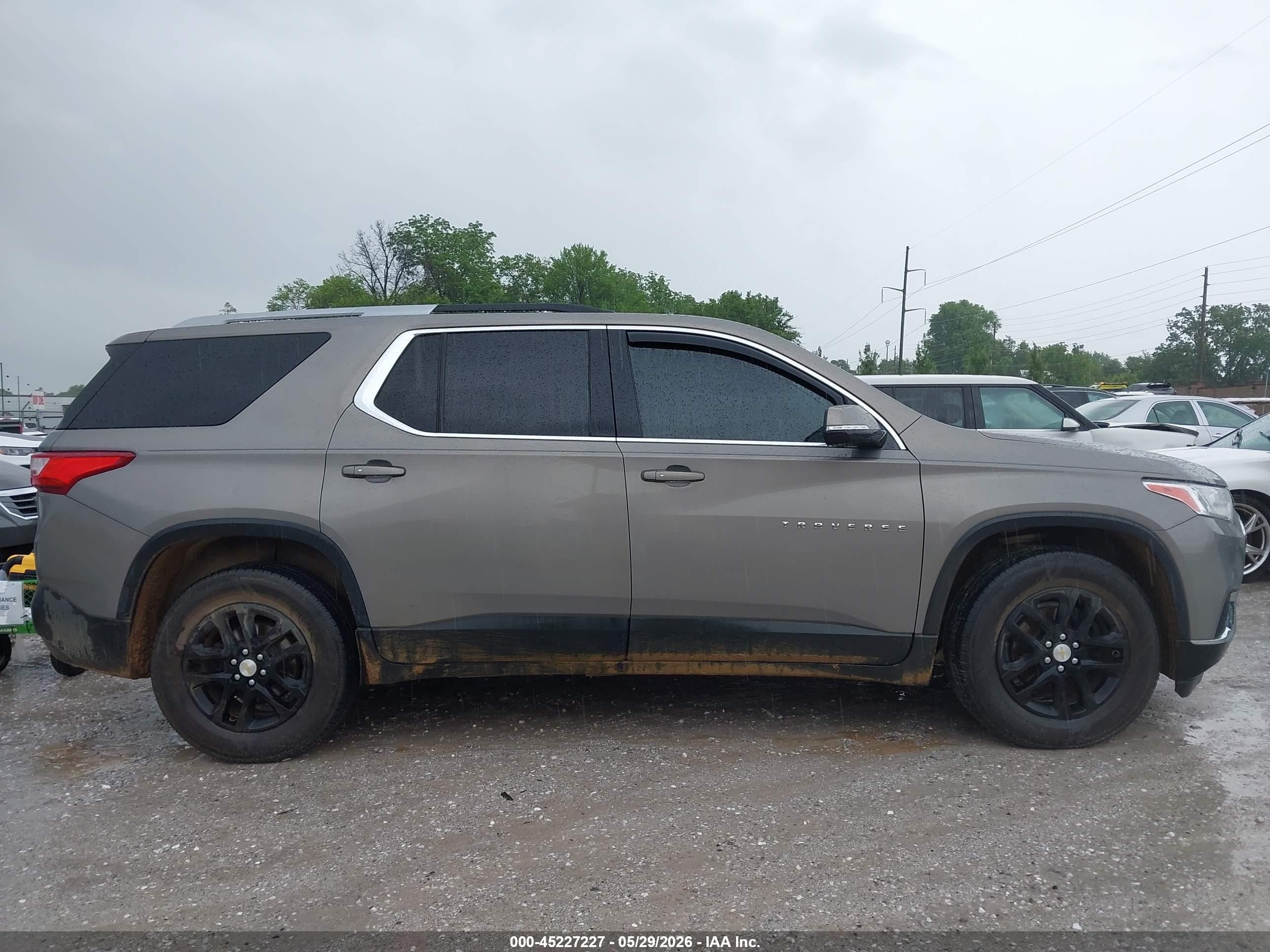 2018 Chevrolet Traverse 1lt Brown vin: 1GNEVGKW9JJ159085