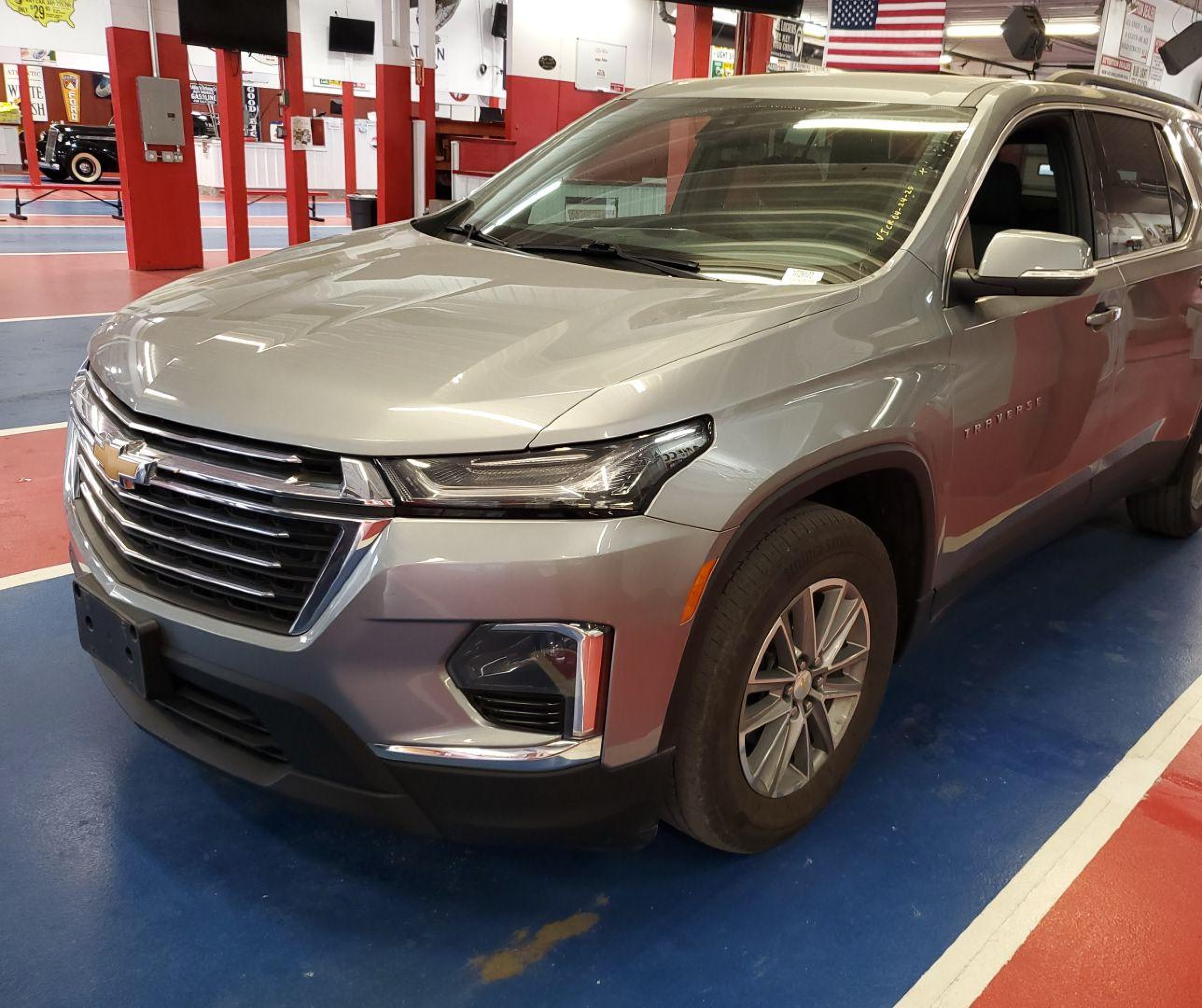 2023 Chevrolet Traverse Awd Lt Cloth vin: 1GNEVGKW9PJ293748