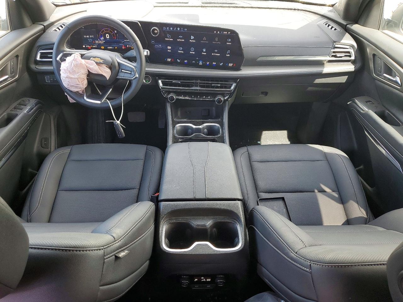 2025 Chevrolet Traverse Lt White vin: 1GNEVGRS3SJ173018