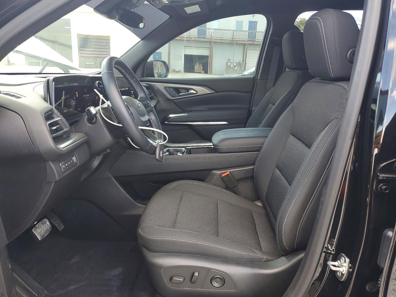 2025 Chevrolet Traverse Lt Black vin: 1GNEVGRS8SJ267217