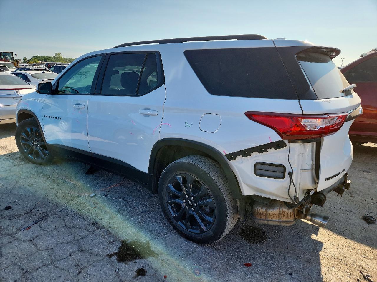 2021 Chevrolet Traverse Rs White vin: 1GNEVJKW2MJ241287