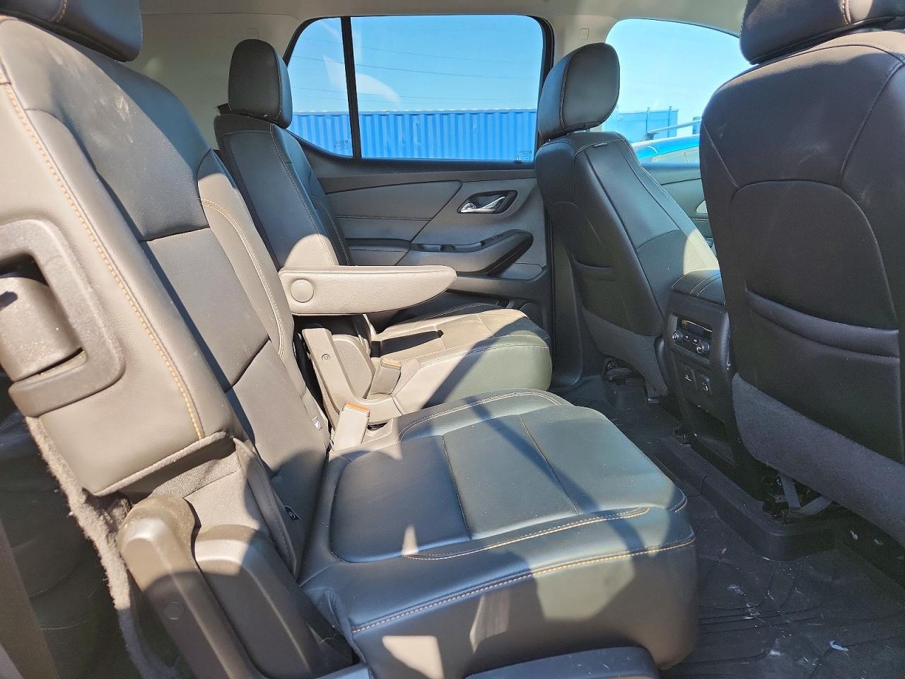 2021 Chevrolet Traverse Rs White vin: 1GNEVJKW2MJ241287