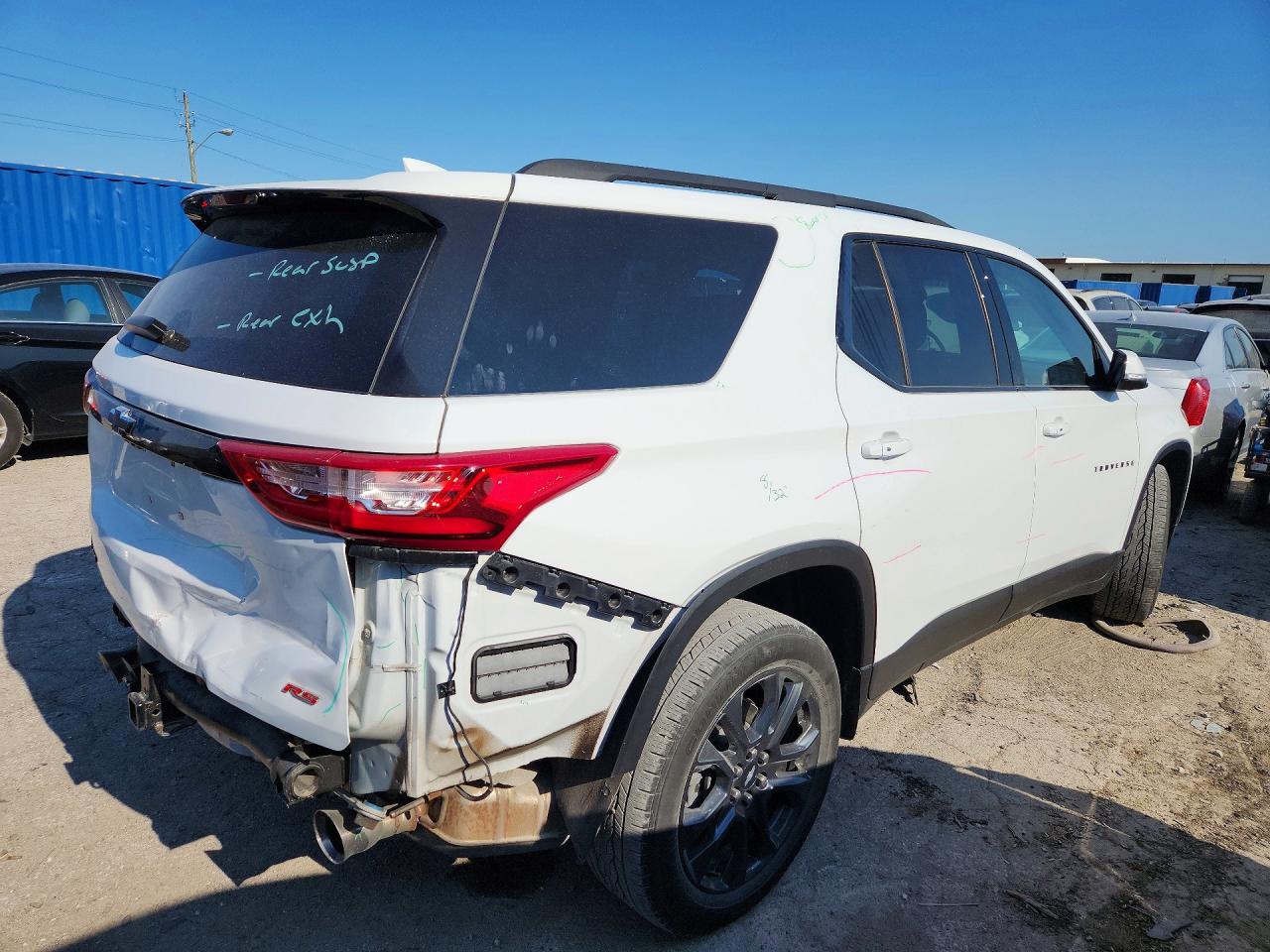 2021 Chevrolet Traverse Rs White vin: 1GNEVJKW2MJ241287