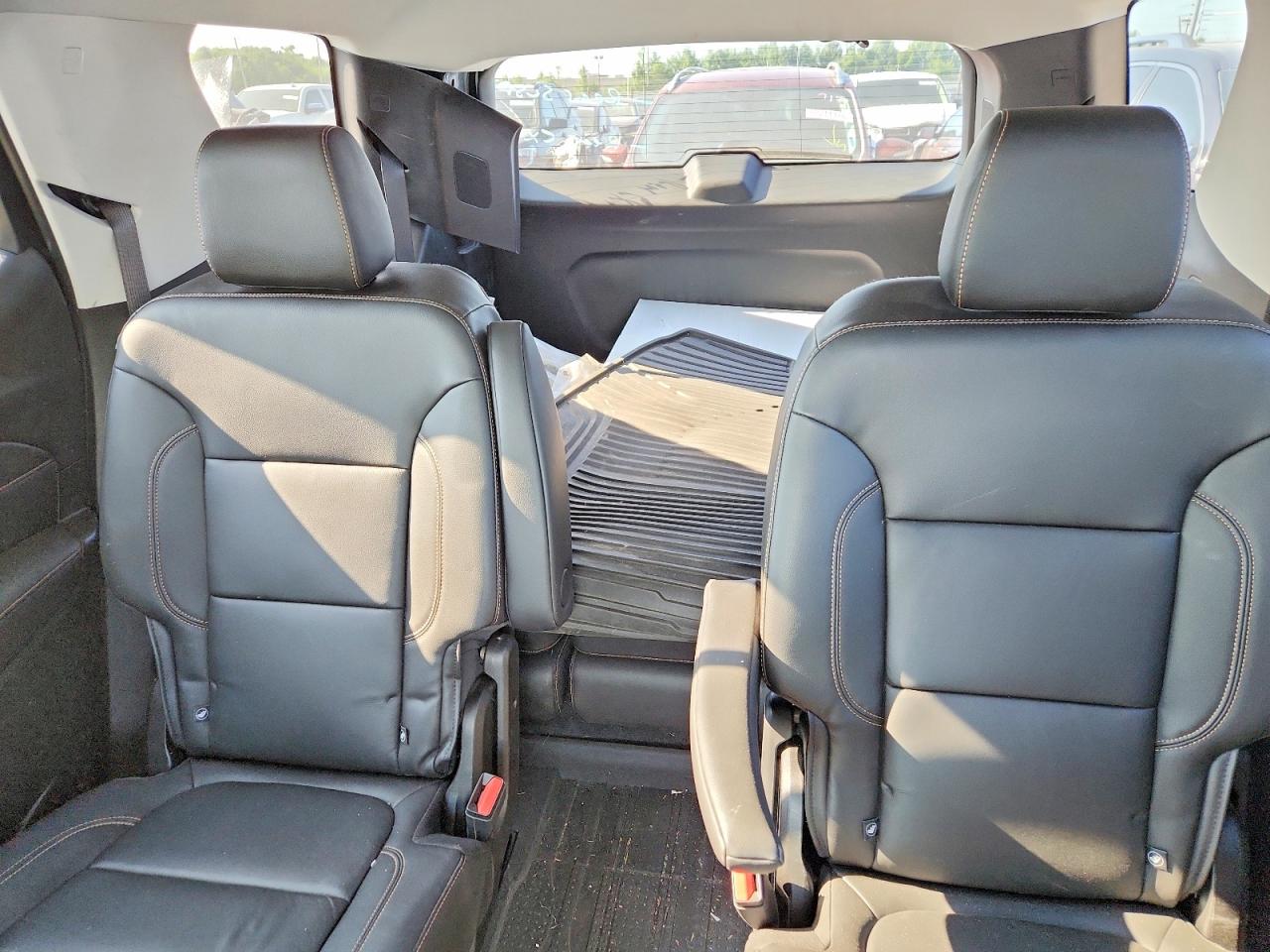 2021 Chevrolet Traverse Rs White vin: 1GNEVJKW2MJ241287