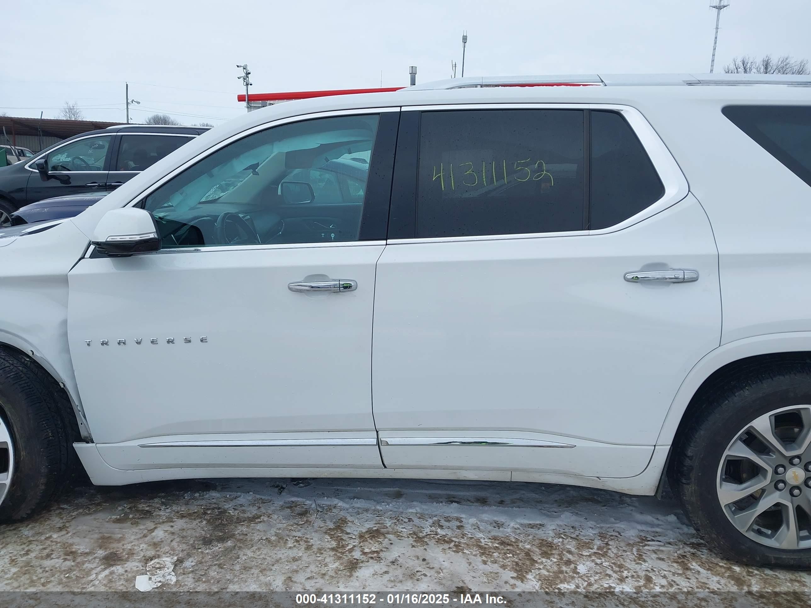 2019 Chevrolet Traverse   White vin: 1GNEVKKW4KJ298710