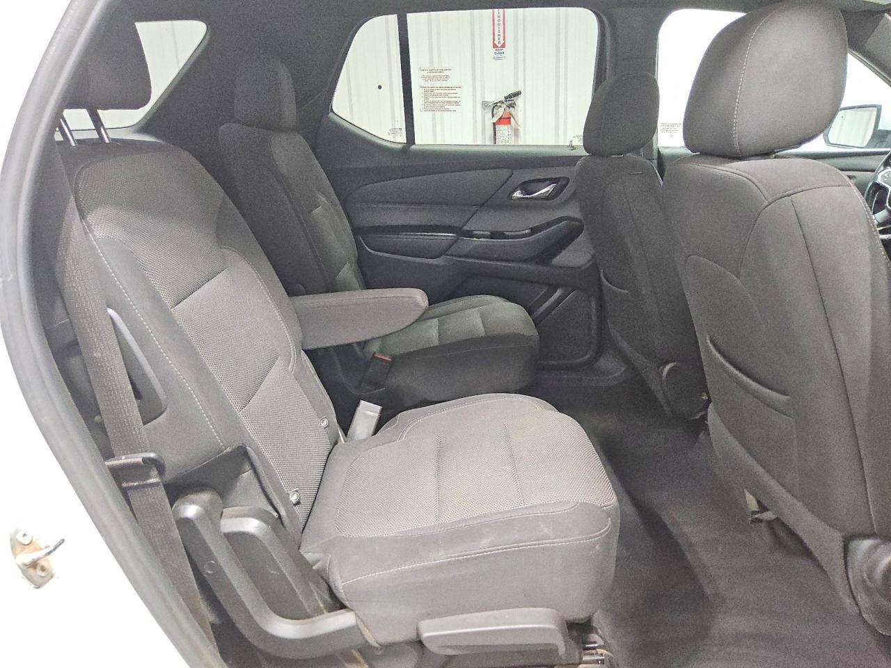 2023 Chevrolet Traverse Lt White vin: 1GNEVMKW2PJ222602
