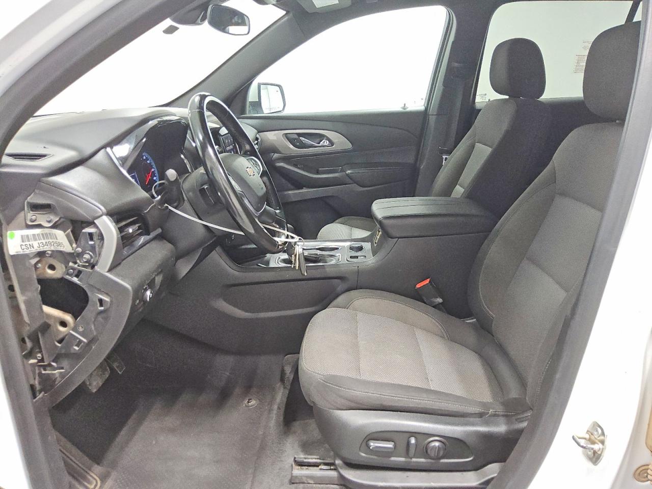 2023 Chevrolet Traverse Lt White vin: 1GNEVMKW2PJ222602