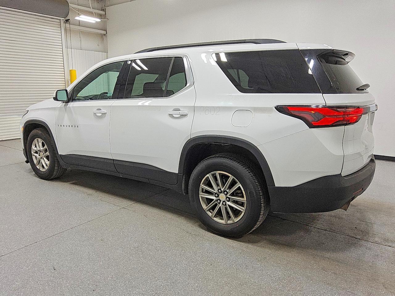 2023 Chevrolet Traverse Lt White vin: 1GNEVMKW2PJ222602
