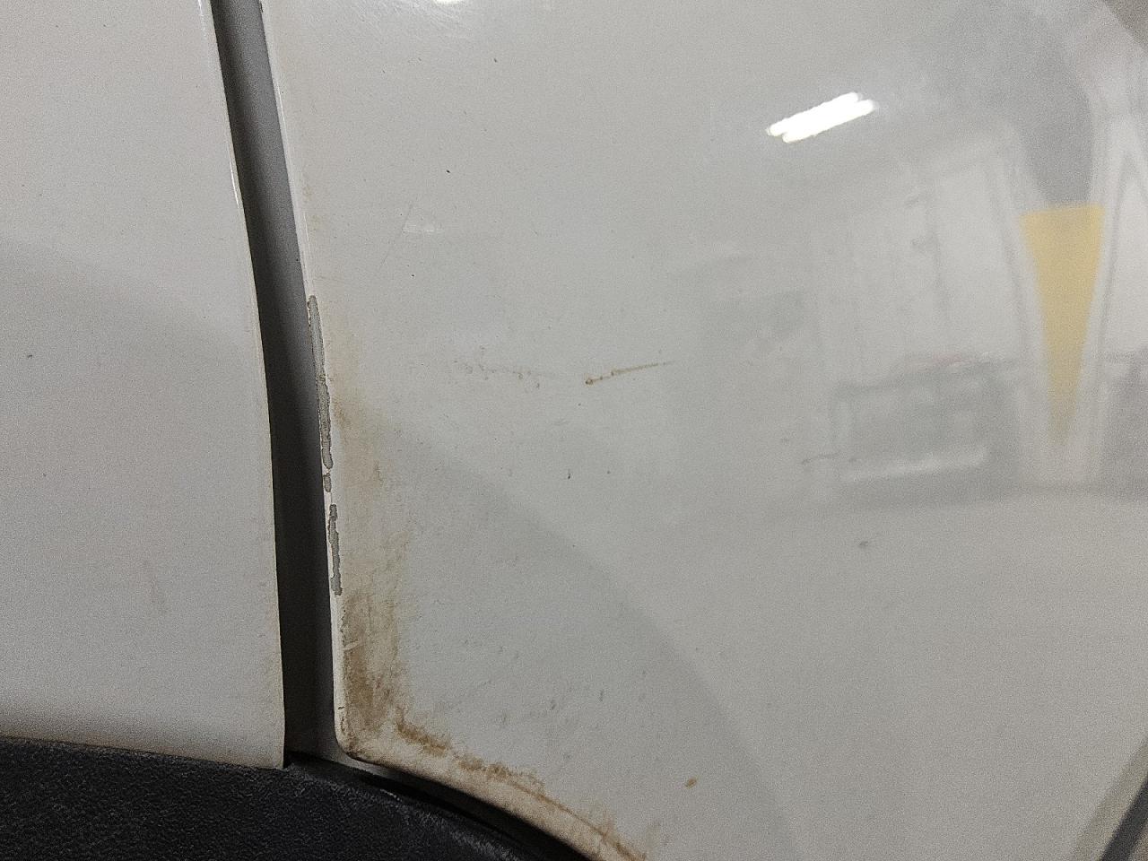 2023 Chevrolet Traverse Lt White vin: 1GNEVMKW2PJ222602 Damage: Right Rear Door, Heavy Scratch, 2 To 3 Inches