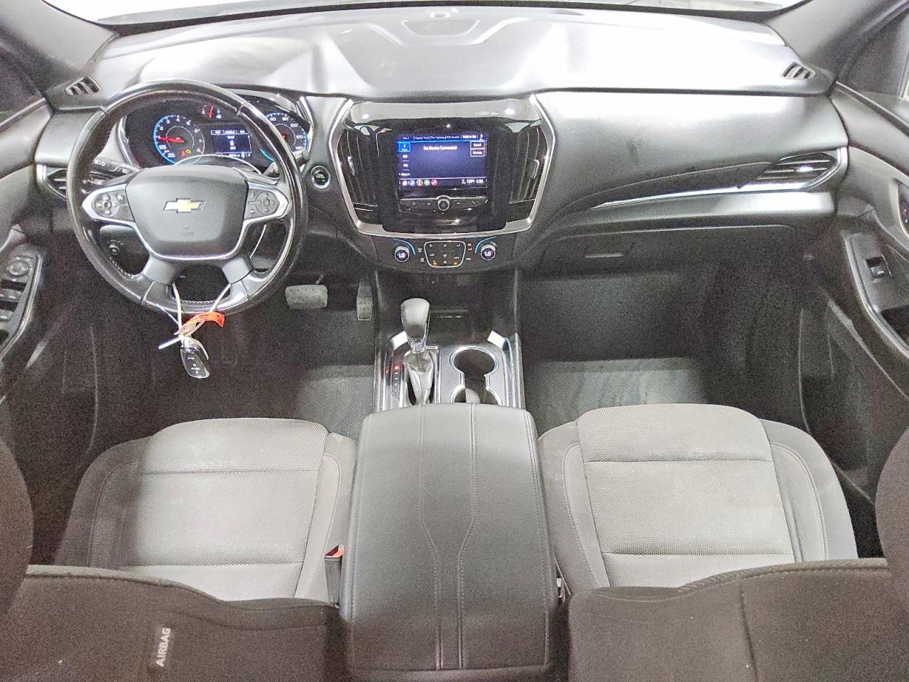2022 Chevrolet Traverse Lt Silver vin: 1GNEVMKWXNJ170164