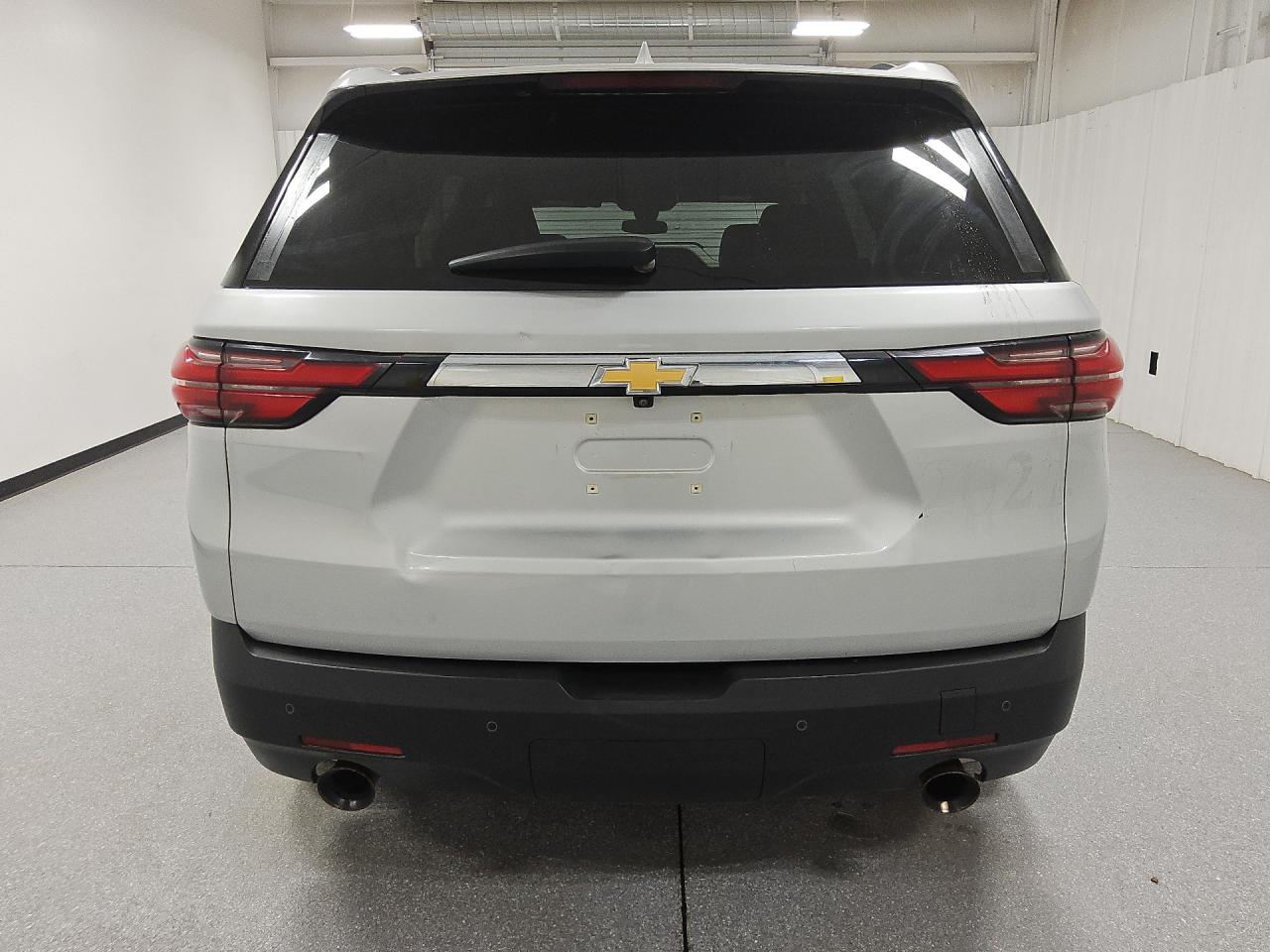 2022 Chevrolet Traverse Lt Silver vin: 1GNEVMKWXNJ170164 Damage: Lift Gate, Multiple Dents/Paint Damage, 4