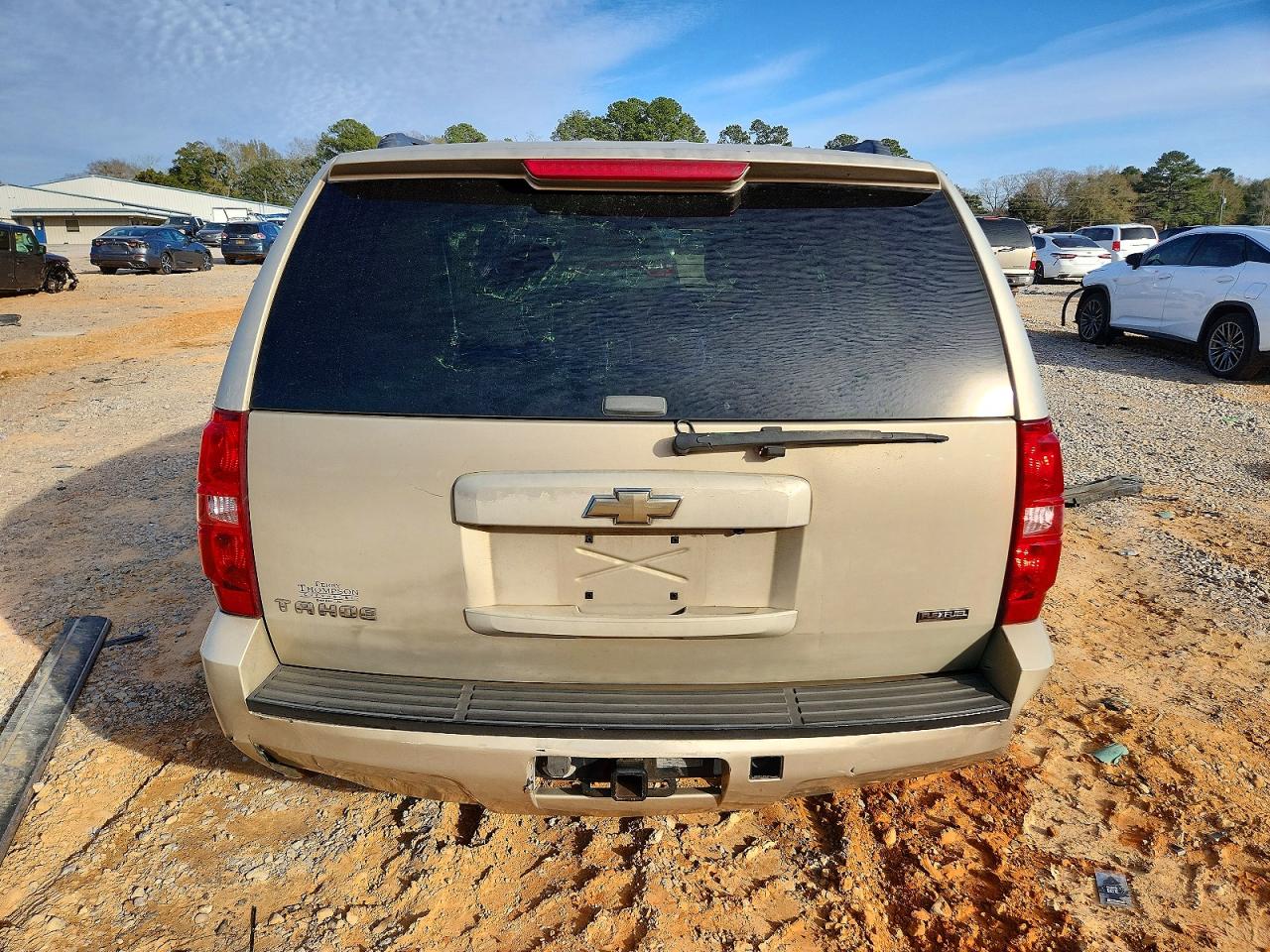 2007 Chevrolet Tahoe C1500 Gold vin: 1GNFC13007J405905