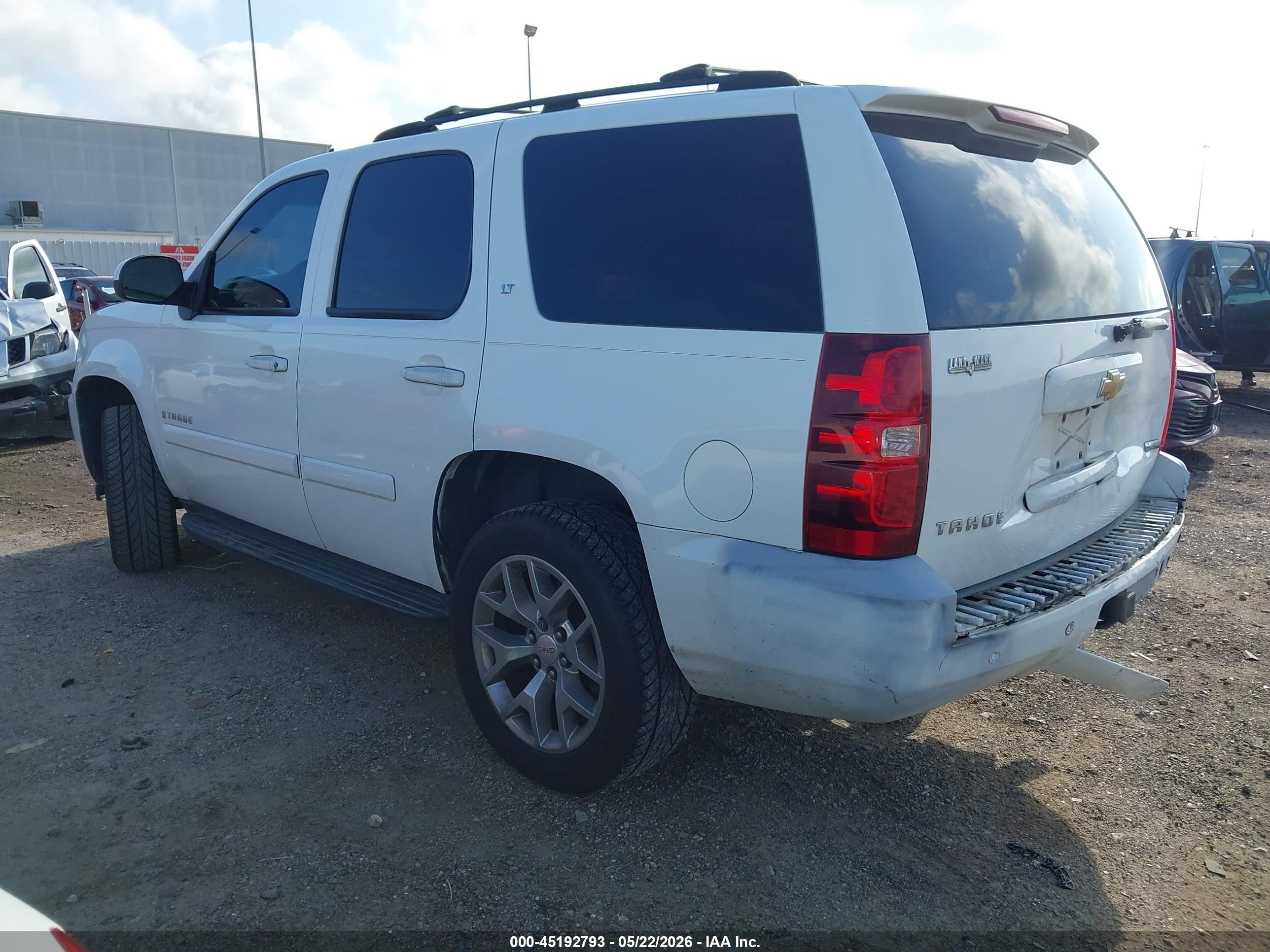 2007 Chevrolet Tahoe Lt White vin: 1GNFC13007R214843