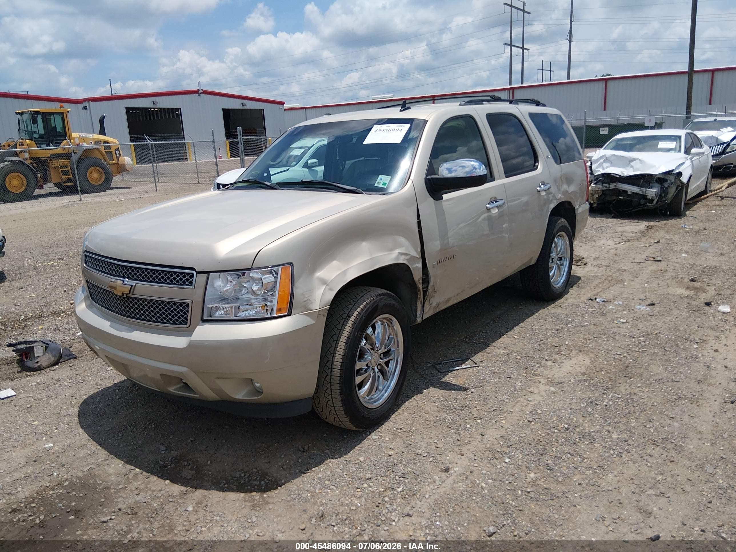 2007 Chevrolet Tahoe Ltz Tan vin: 1GNFC13007R345271
