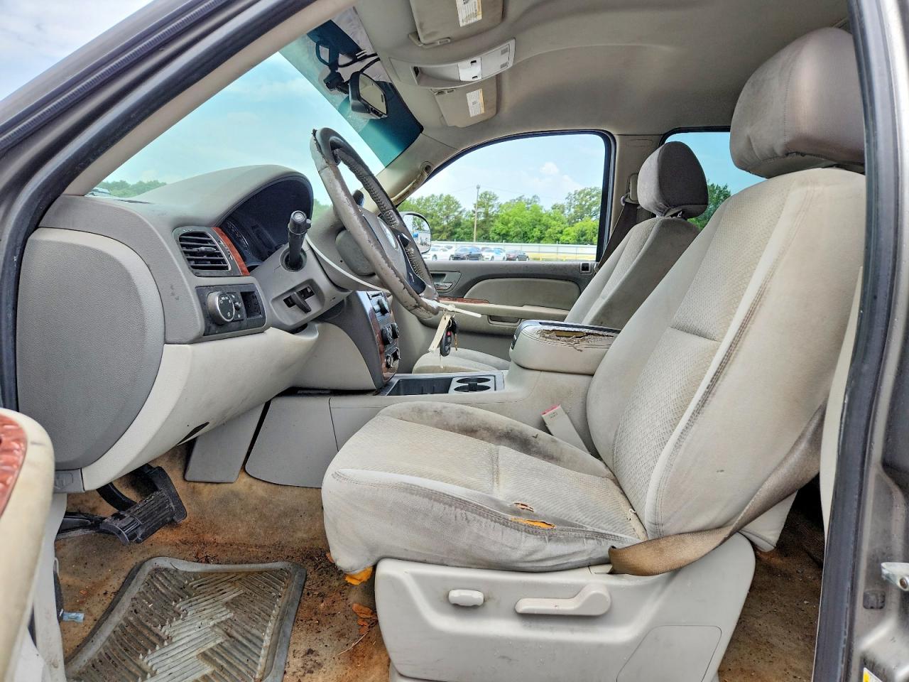 2007 Chevrolet Tahoe C1500 Gray vin: 1GNFC13007R349370