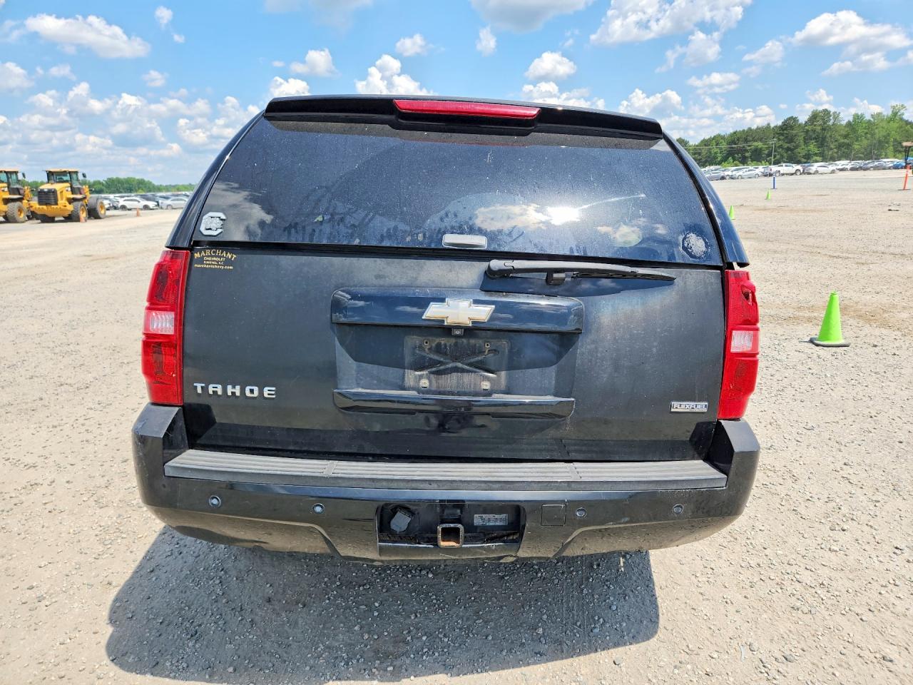 2008 Chevrolet Tahoe C1500 Black vin: 1GNFC13008R228629