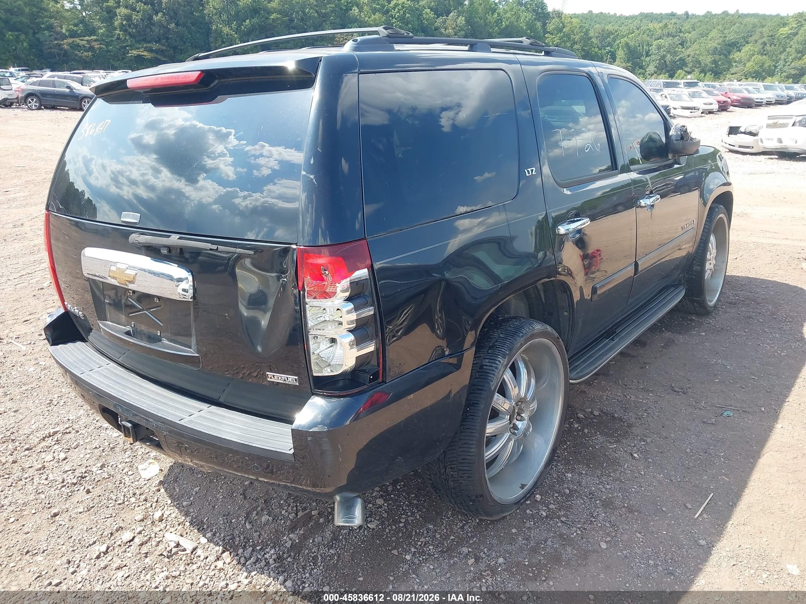2007 Chevrolet Tahoe Ltz Черный vin: 1GNFC13017R386847