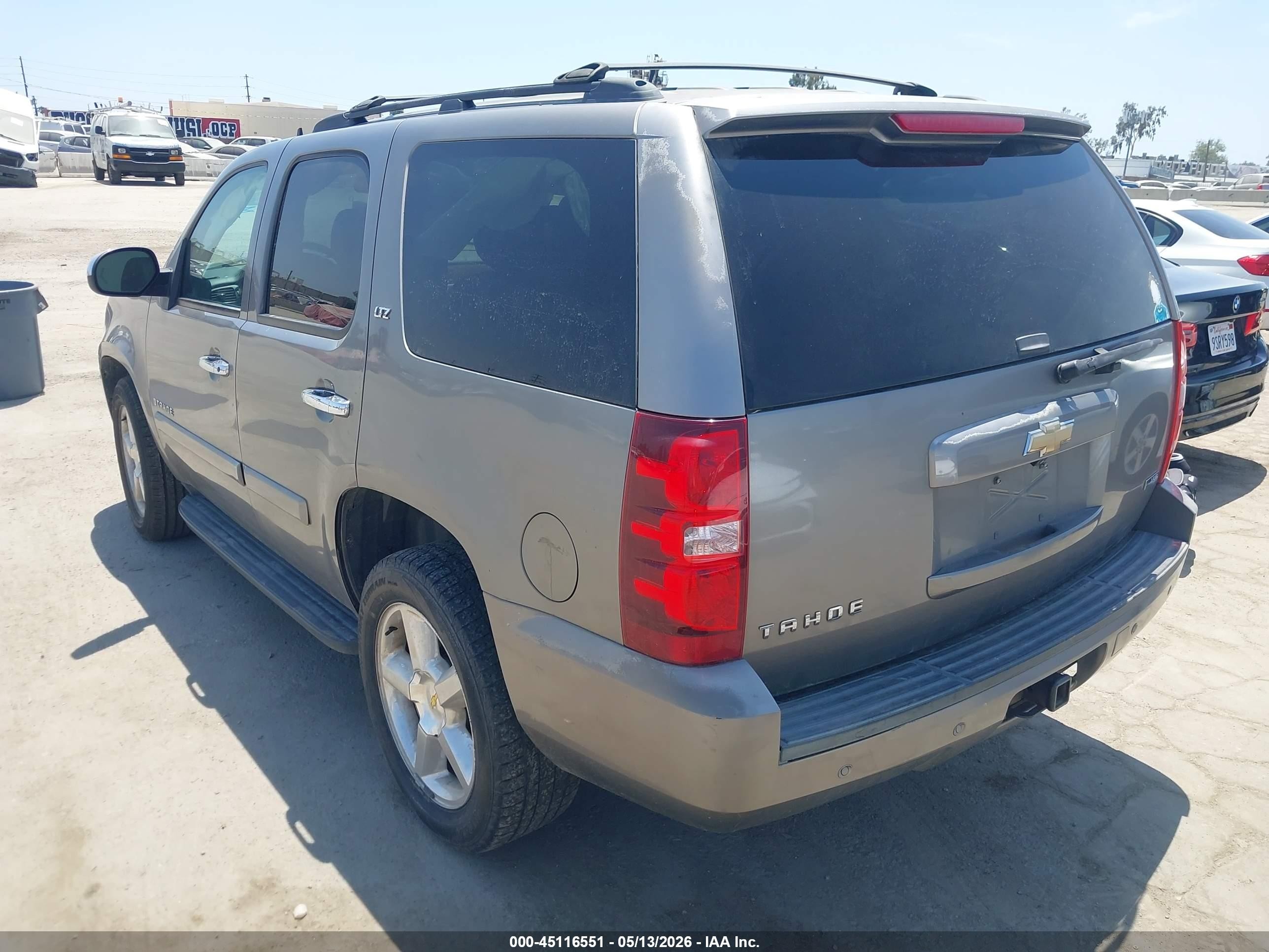 2008 Chevrolet Tahoe Ltz Gray vin: 1GNFC13018R116017