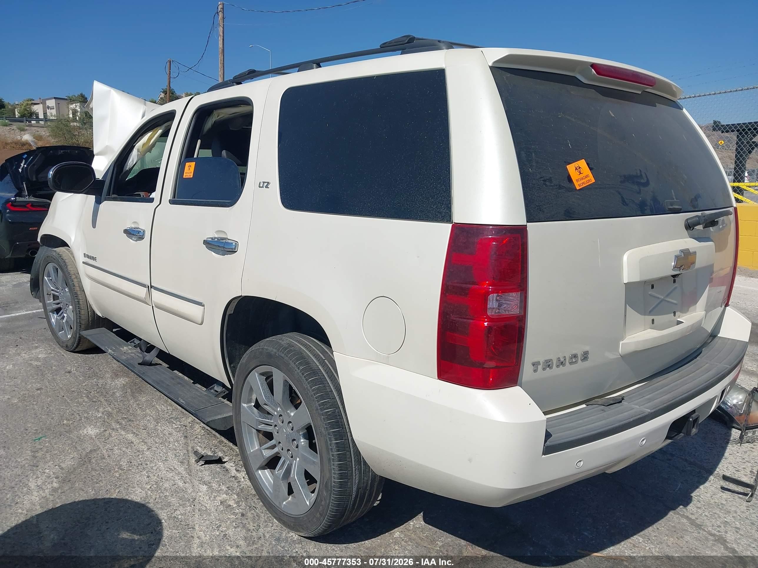2008 Chevrolet Tahoe Ltz Бежевый vin: 1GNFC13018R197701