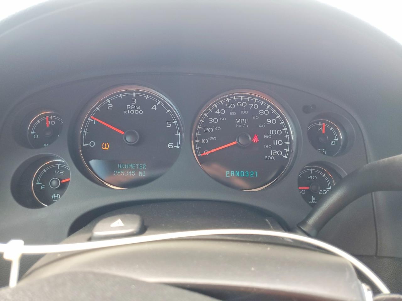 2008 Chevrolet Tahoe C1500 Белый vin: 1GNFC13018R198895