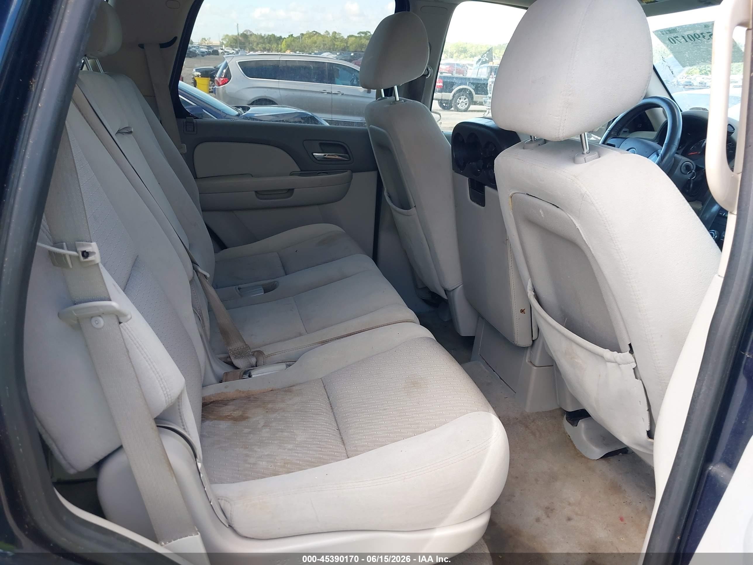 2009 Chevrolet Tahoe Ls Dark Blue vin: 1GNFC13019R102667
