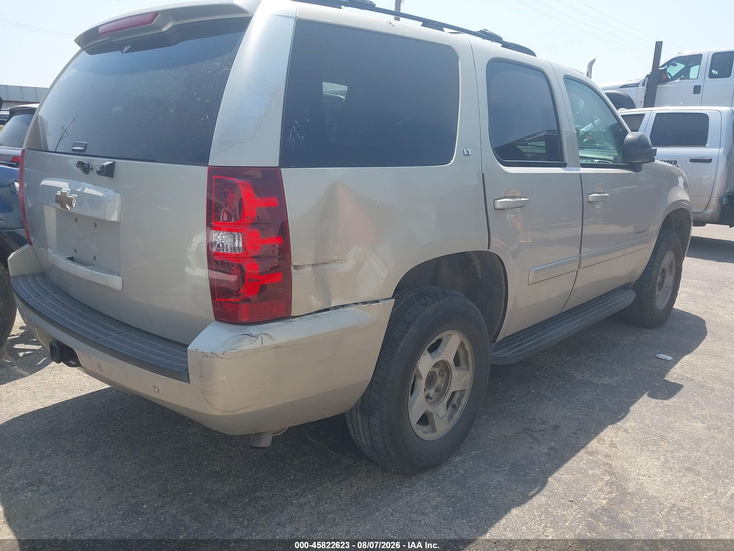 2007 Chevrolet Tahoe Lt Золотой vin: 1GNFC13027R196197
