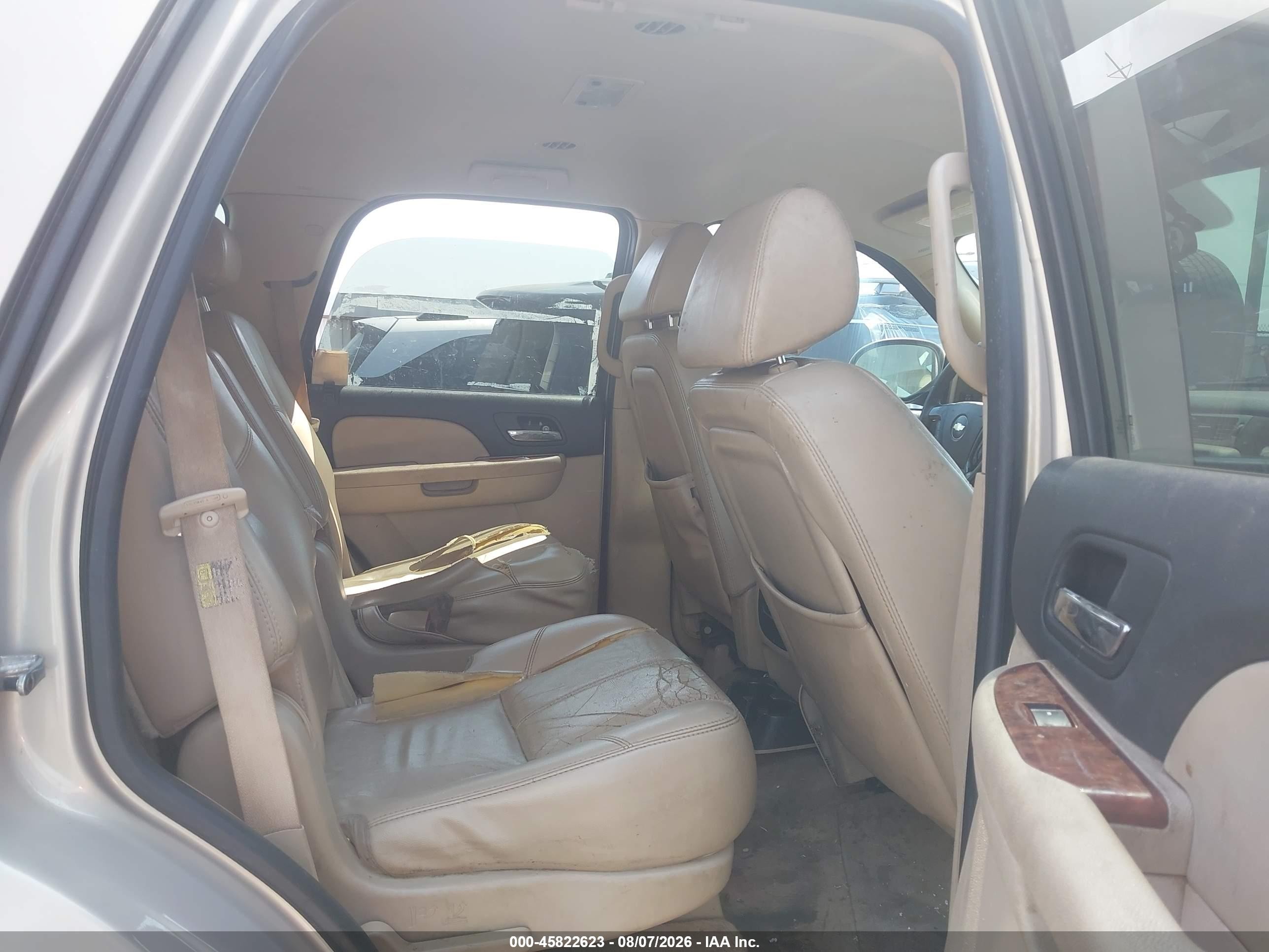 2007 Chevrolet Tahoe Lt Золотой vin: 1GNFC13027R196197