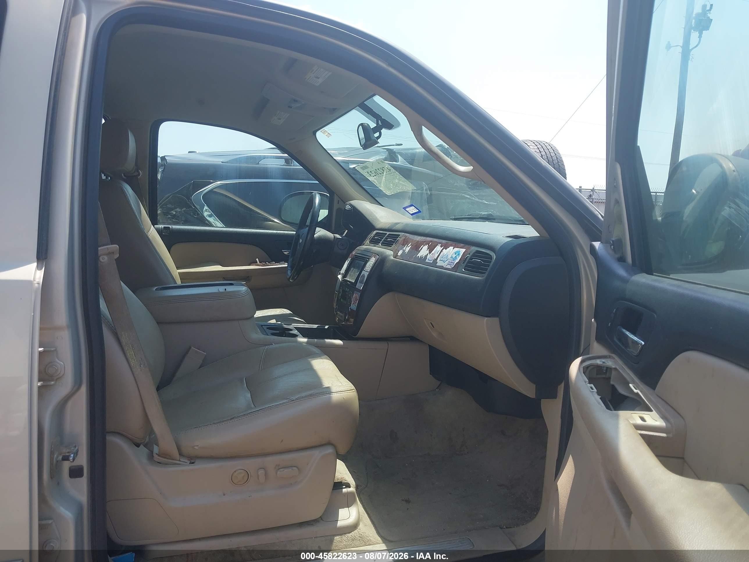 2007 Chevrolet Tahoe Lt Золотой vin: 1GNFC13027R196197