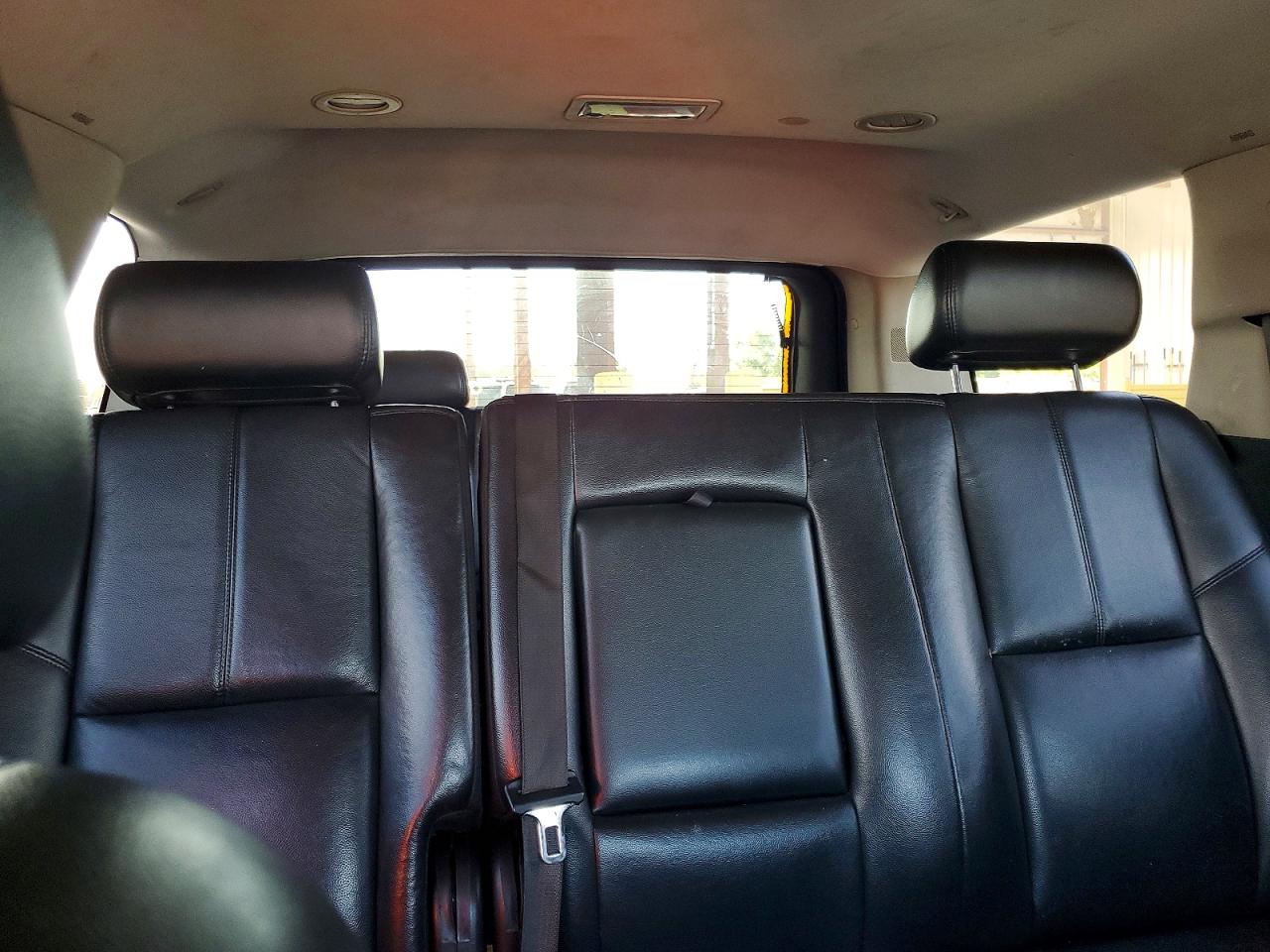 2008 Chevrolet Tahoe C1500 Black vin: 1GNFC13028R110260