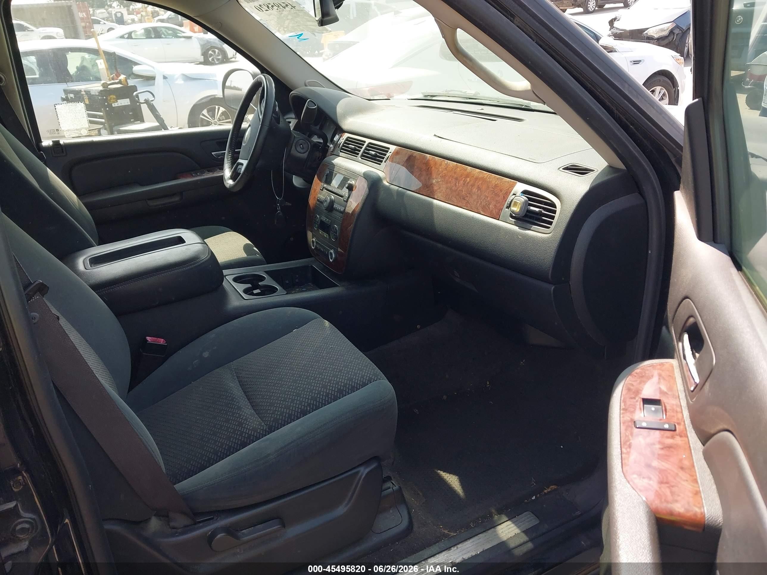 2007 Chevrolet Tahoe Lt Черный vin: 1GNFC13037J368980