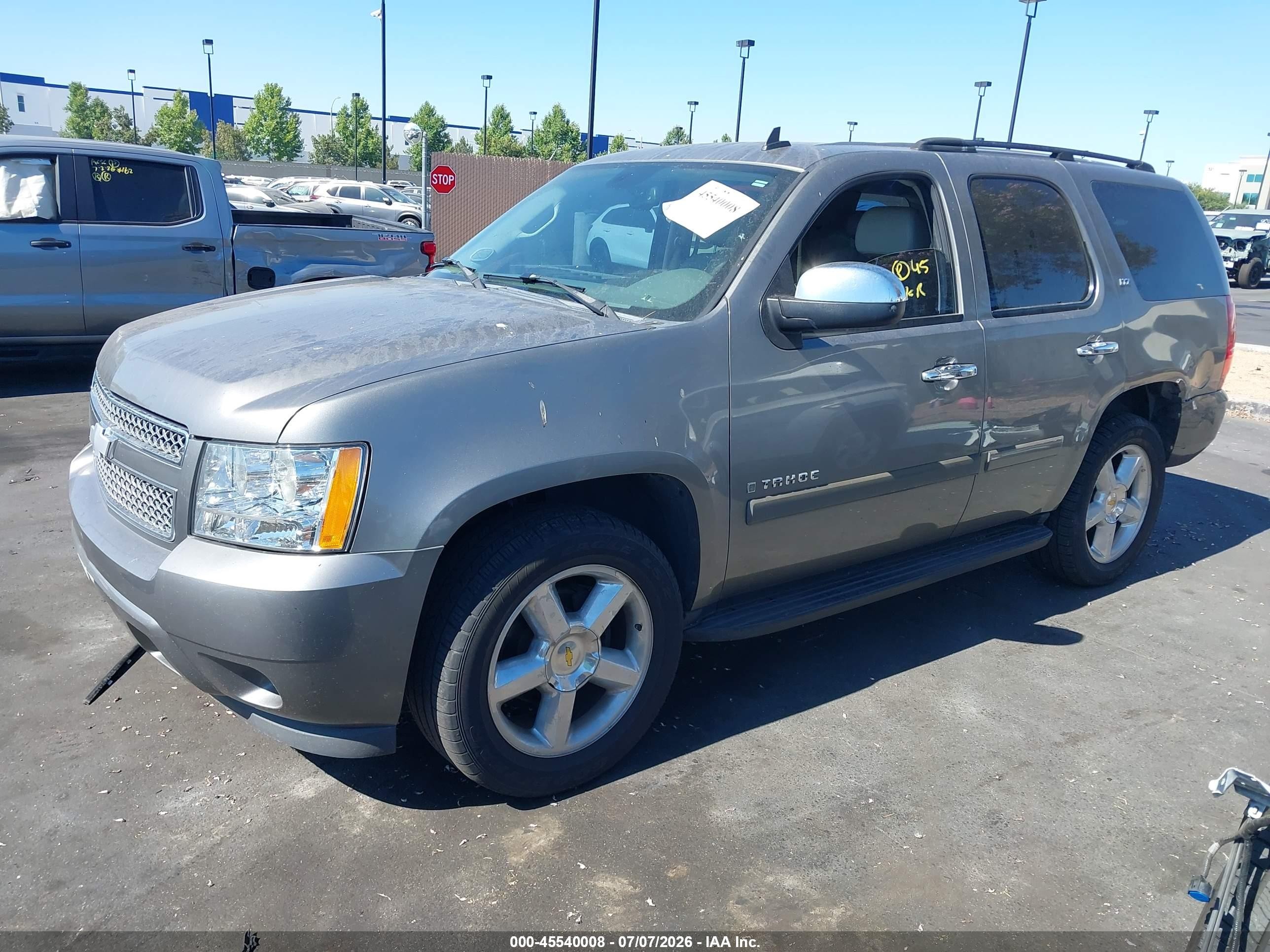 2007 Chevrolet Tahoe Ltz Gray vin: 1GNFC13037R334281
