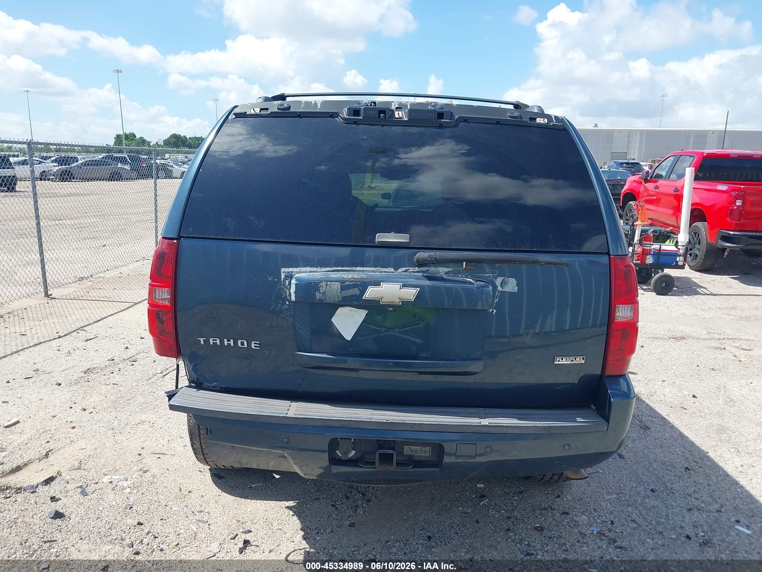 2008 Chevrolet Tahoe Ltz Blue vin: 1GNFC13038R151982