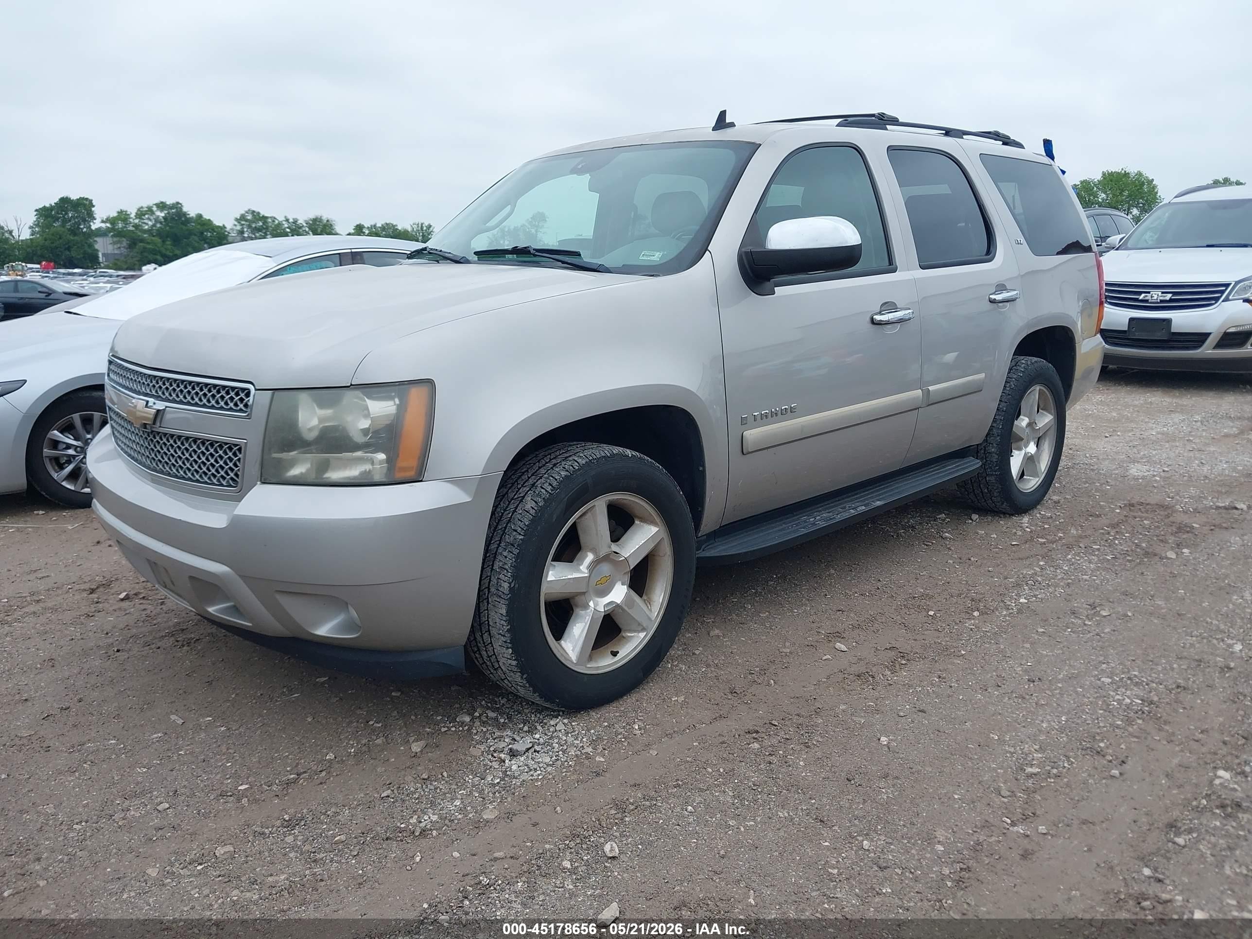 2008 Chevrolet Tahoe Ltz Silver vin: 1GNFC13038R239804