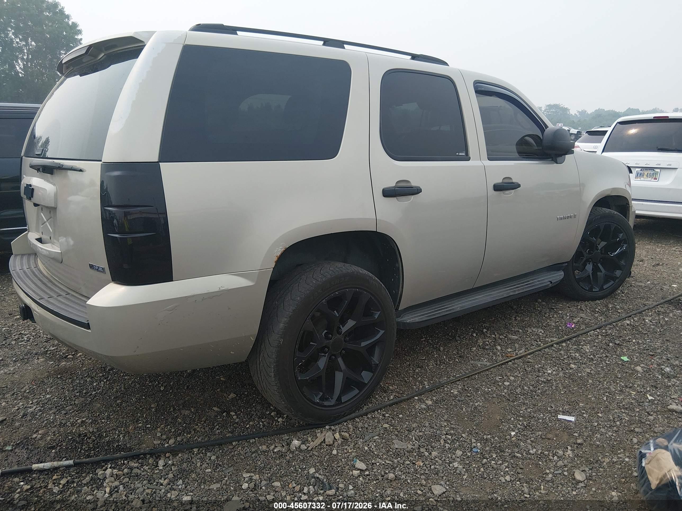 2009 Chevrolet Tahoe Ls Beige vin: 1GNFC13039R285831